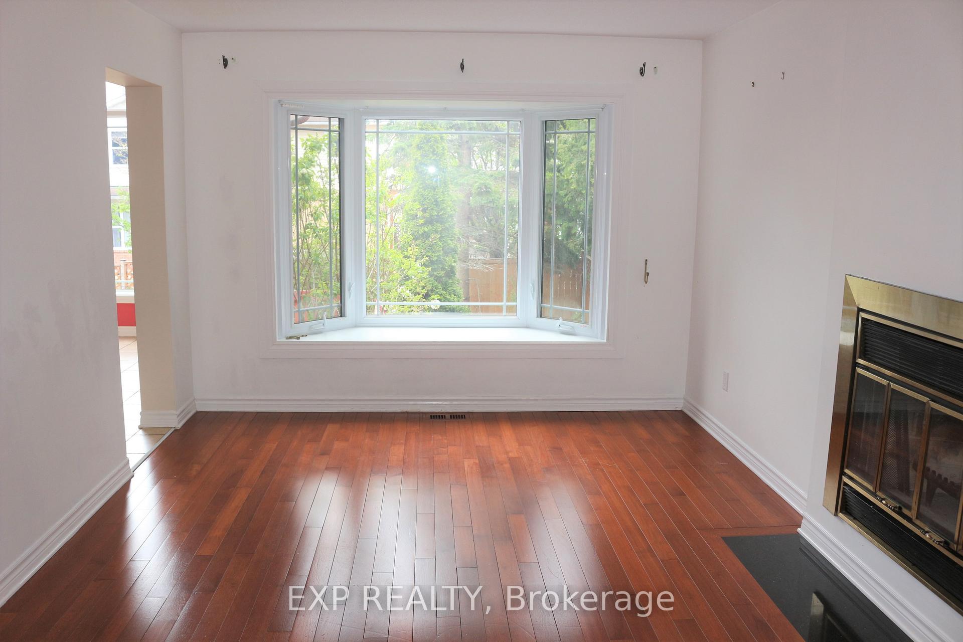 Photo 9 of 159 Palomino Drive, Ottawa, Kanata - Bridlewood — HOMEH
