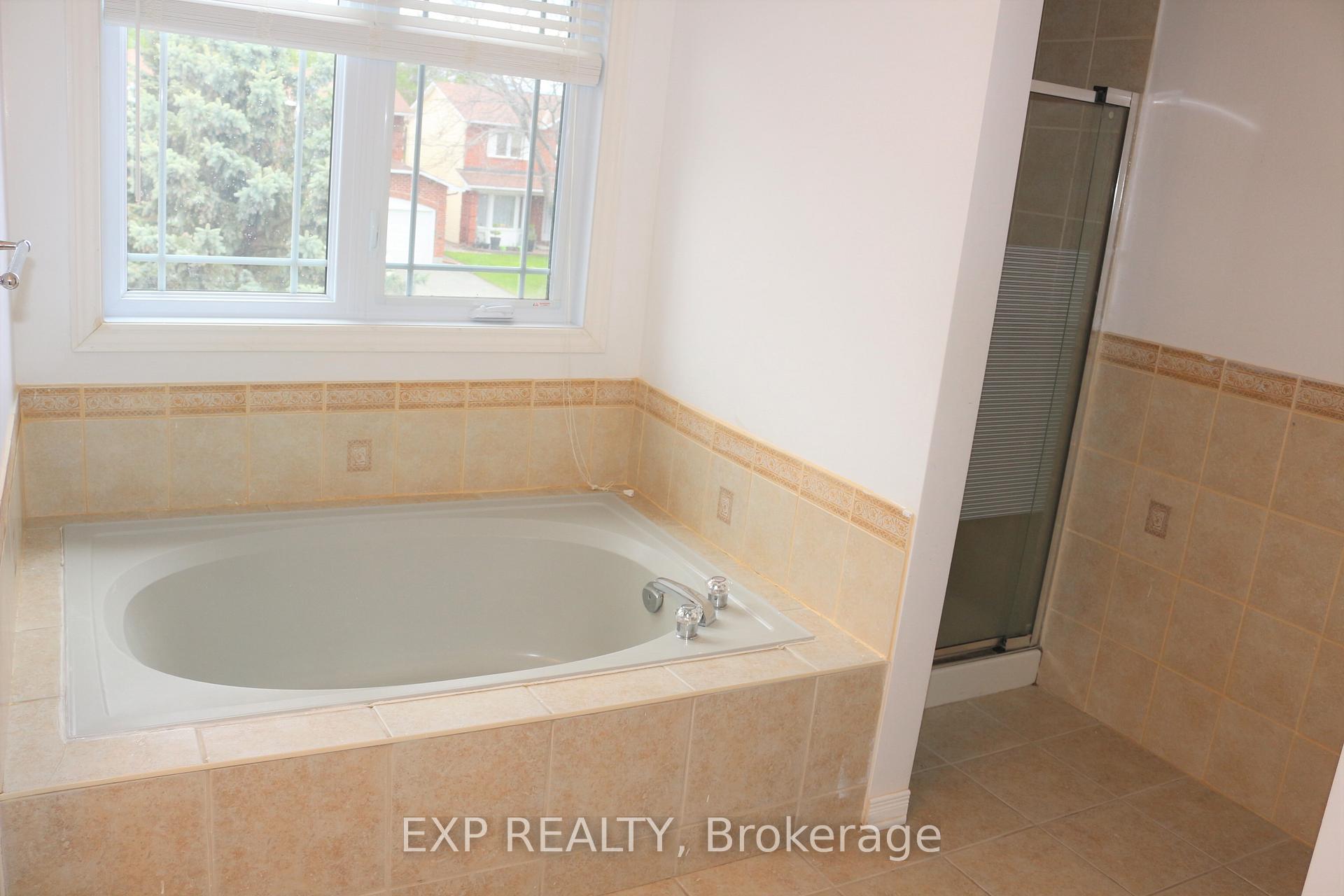 Photo 23 of 159 Palomino Drive, Ottawa, Kanata - Bridlewood — HOMEH