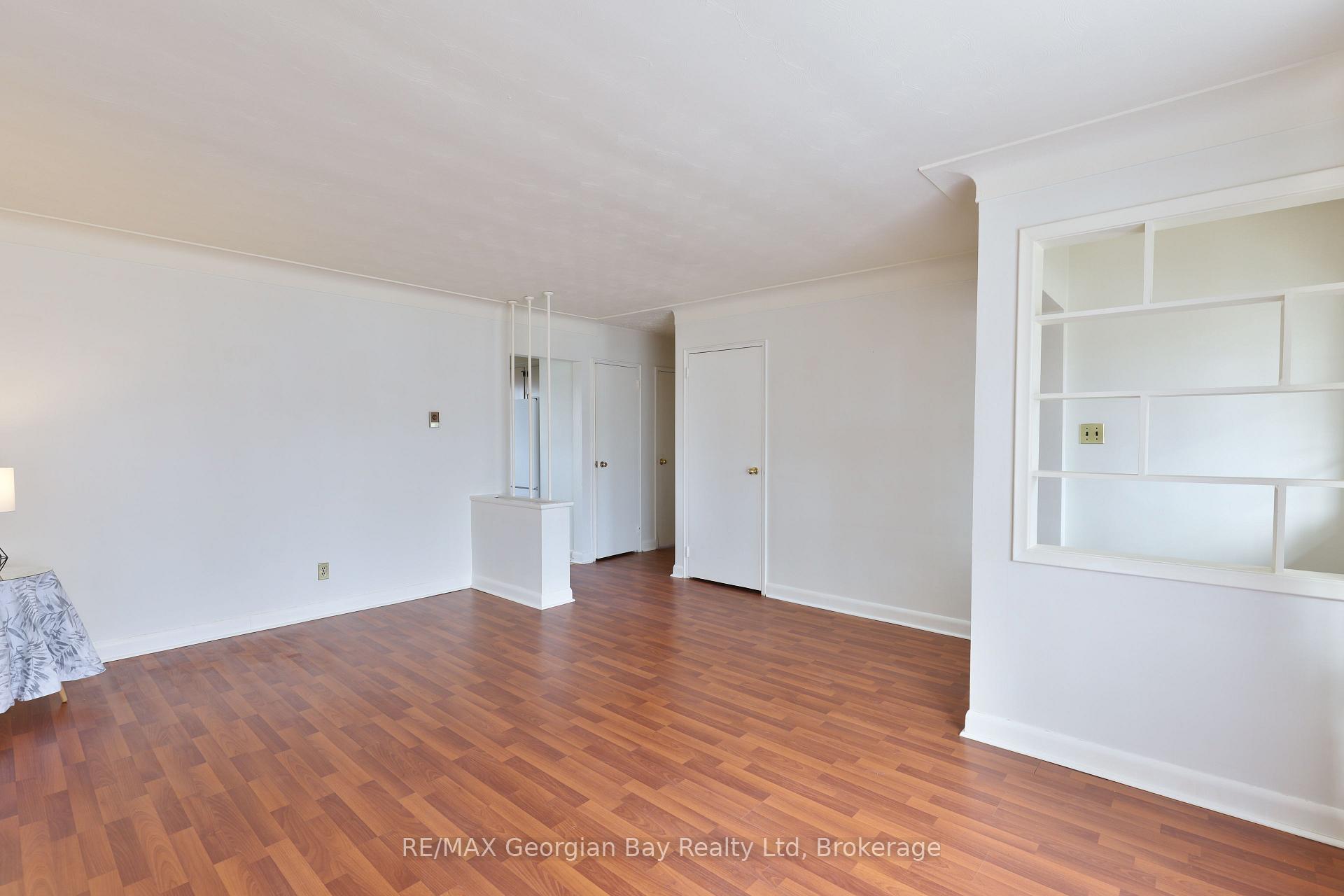 Photo 5 of 324 Norene Street, Midland — HOMEH