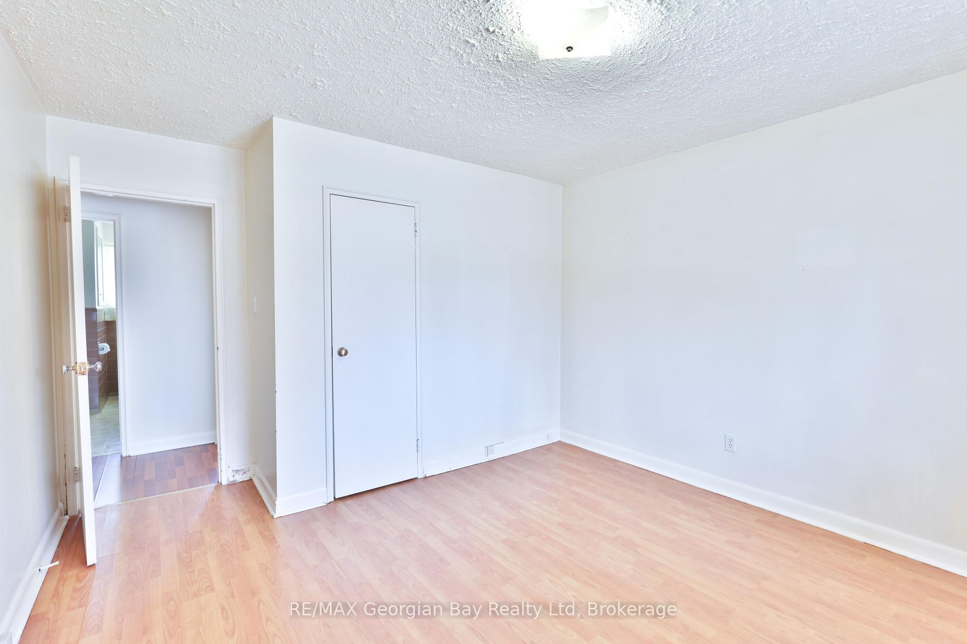 Photo 14 of 324 Norene Street, Midland — HOMEH