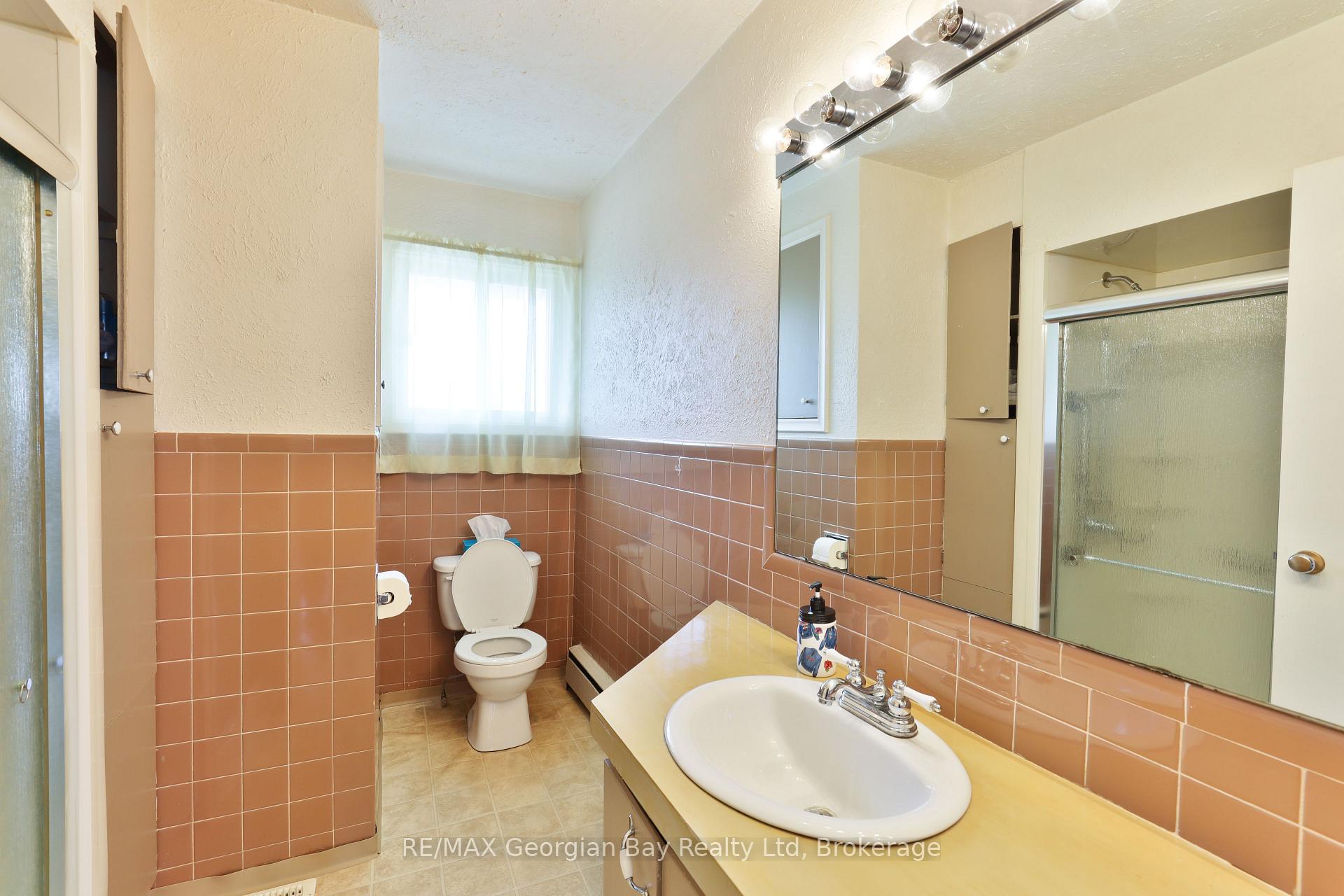 Photo 17 of 324 Norene Street, Midland — HOMEH