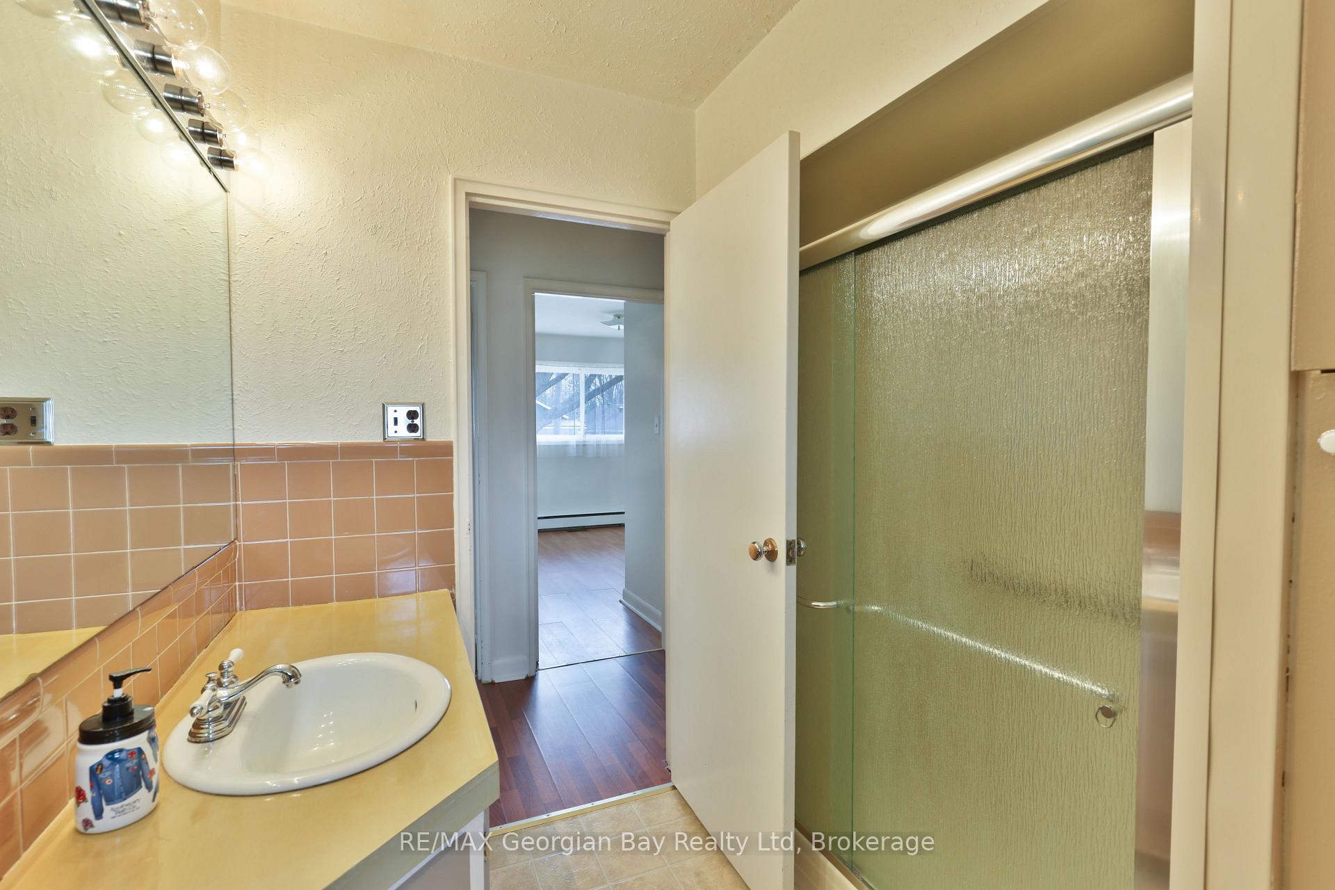 Photo 18 of 324 Norene Street, Midland — HOMEH
