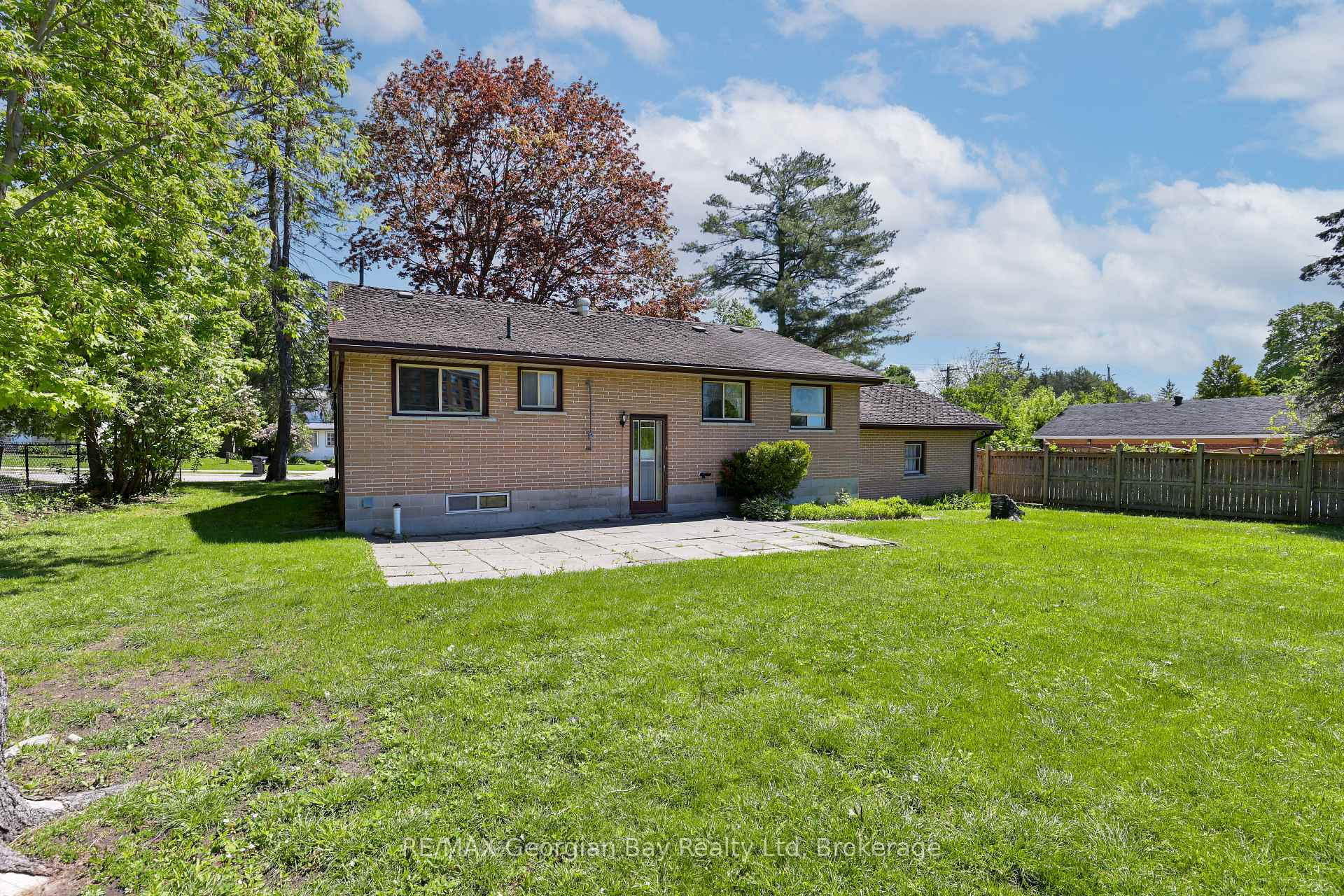 Photo 20 of 324 Norene Street, Midland — HOMEH