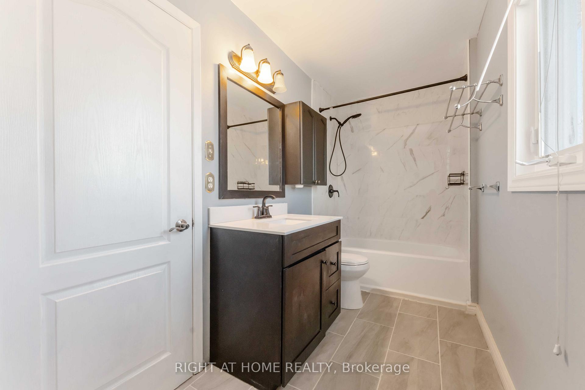 Photo 22 of 144 Glamorgan Drive, Ottawa, Kanata - Glencairn/Hazeldean — HOMEH