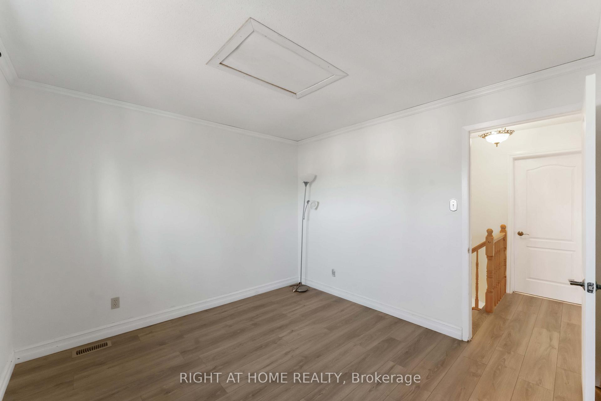 Photo 28 of 144 Glamorgan Drive, Ottawa, Kanata - Glencairn/Hazeldean — HOMEH