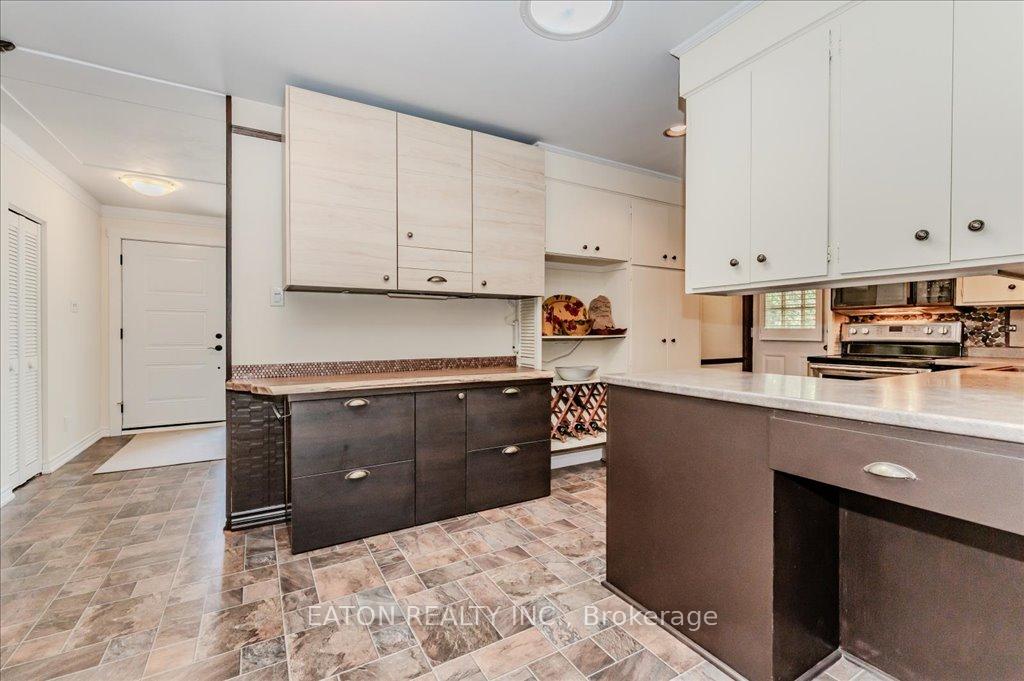 Photo 8 of 52 Avon Road, Kitchener — HOMEH