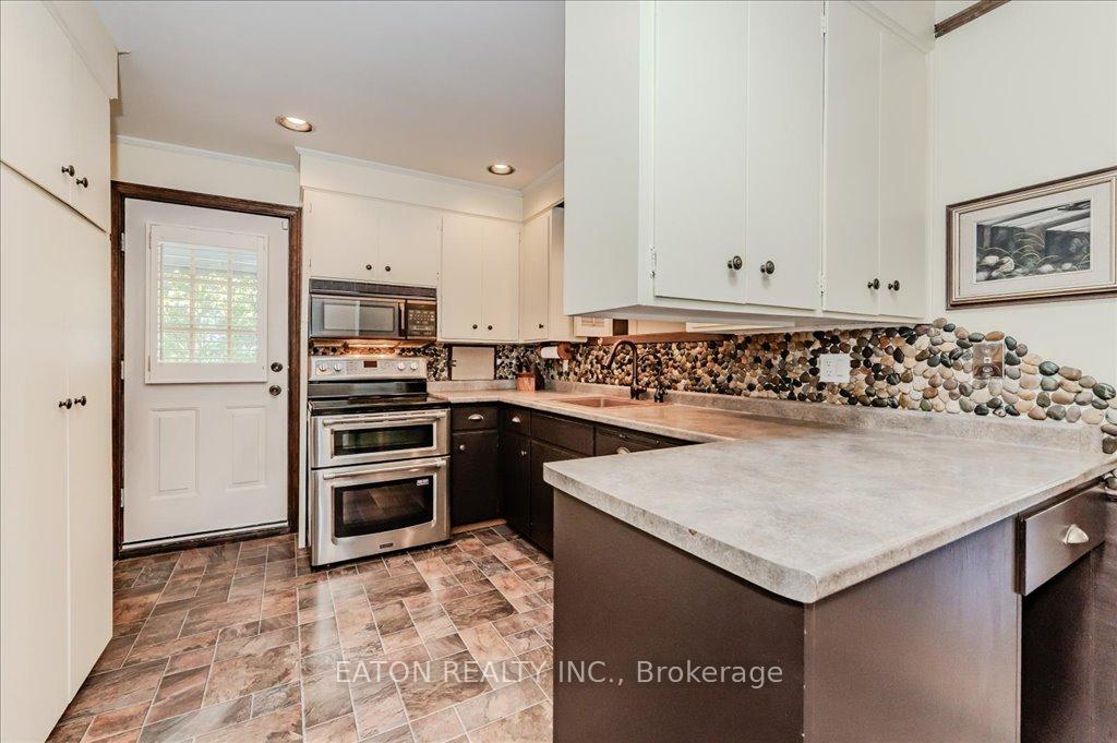 Photo 9 of 52 Avon Road, Kitchener — HOMEH