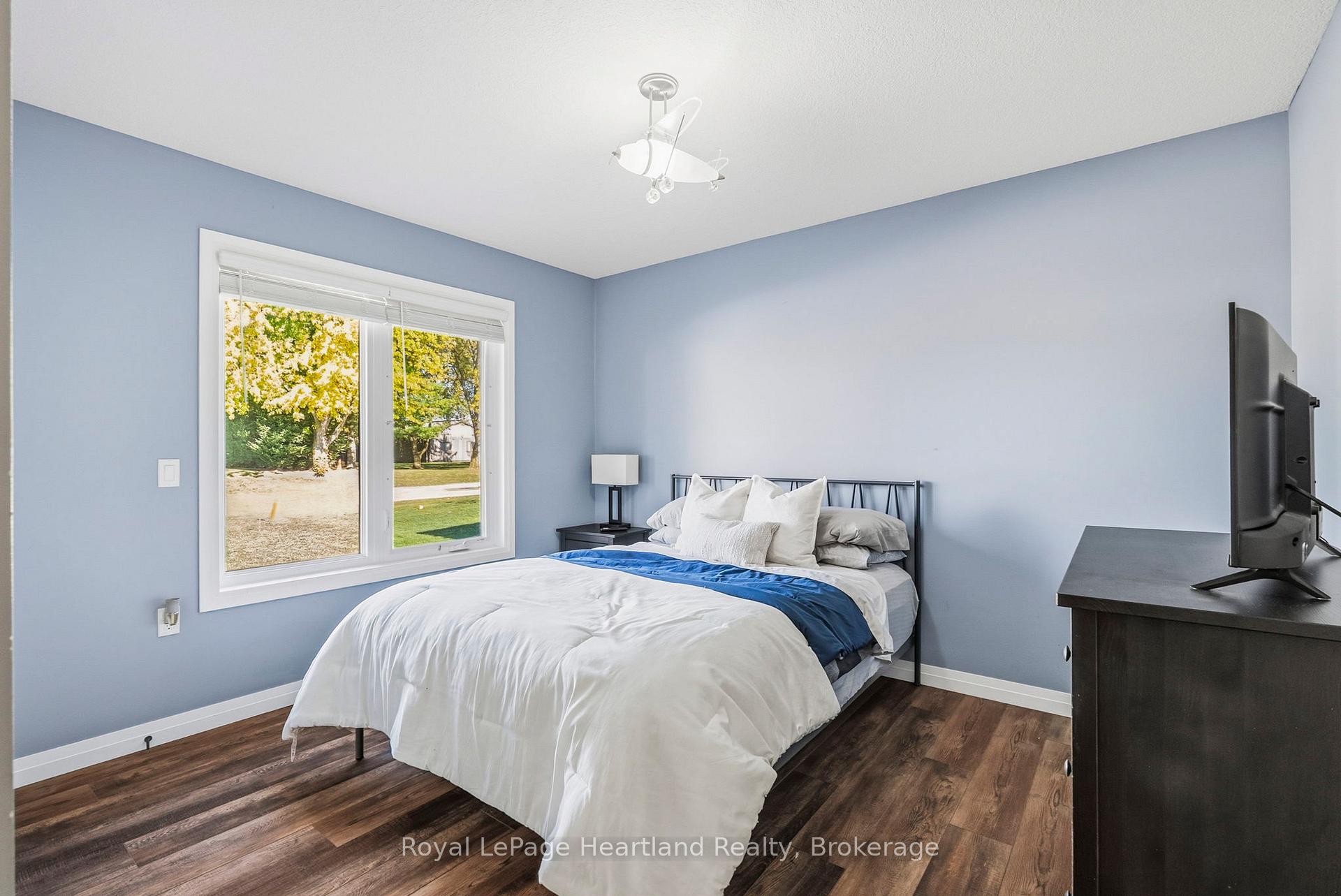 Photo 9 of 18 Minto Street S, Minto — HOMEH