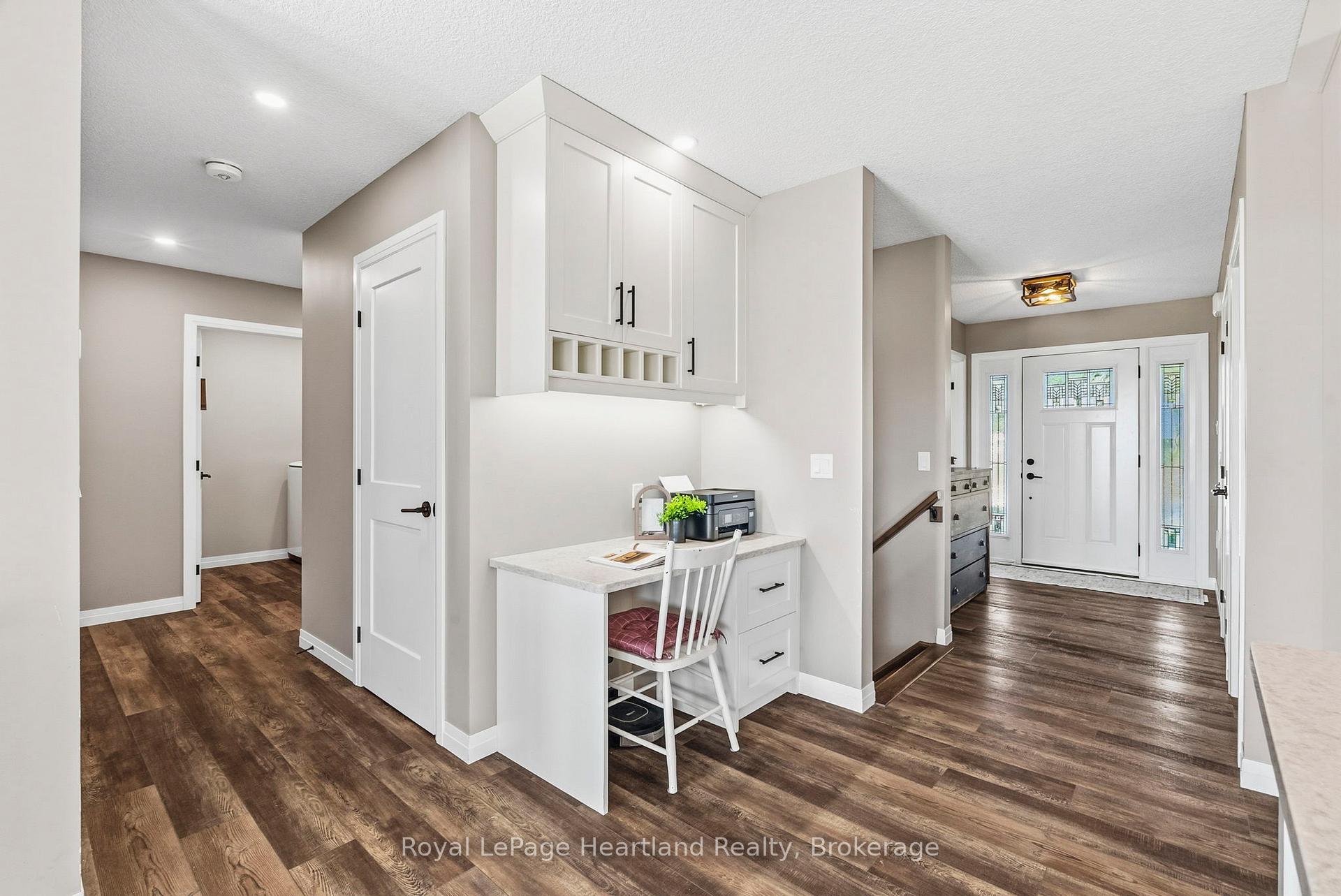 Photo 21 of 18 Minto Street S, Minto — HOMEH
