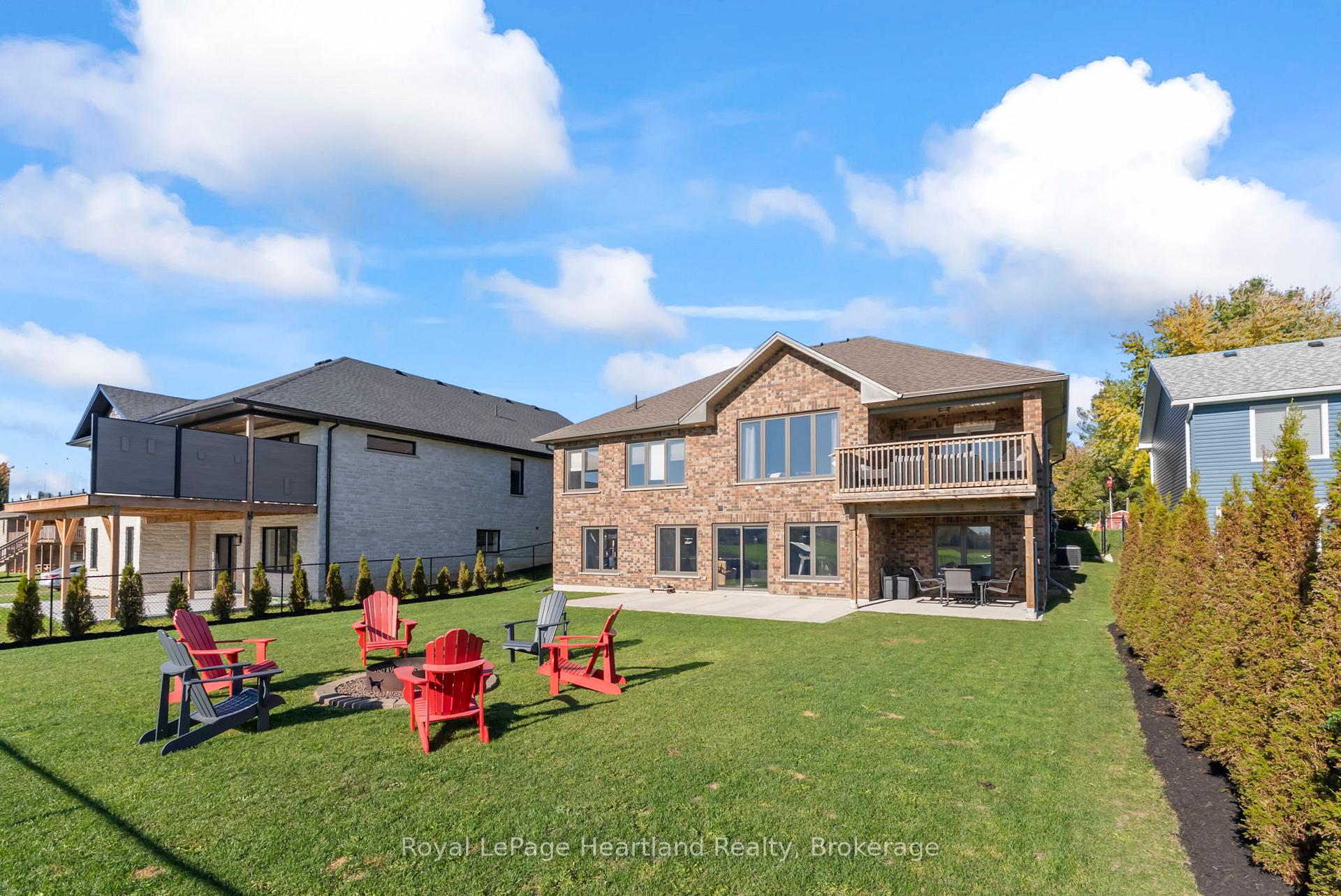 Photo 37 of 18 Minto Street S, Minto — HOMEH