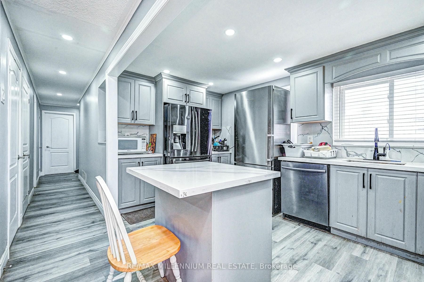 Photo 10 of 144 Markwood Drive, Kitchener — HOMEH