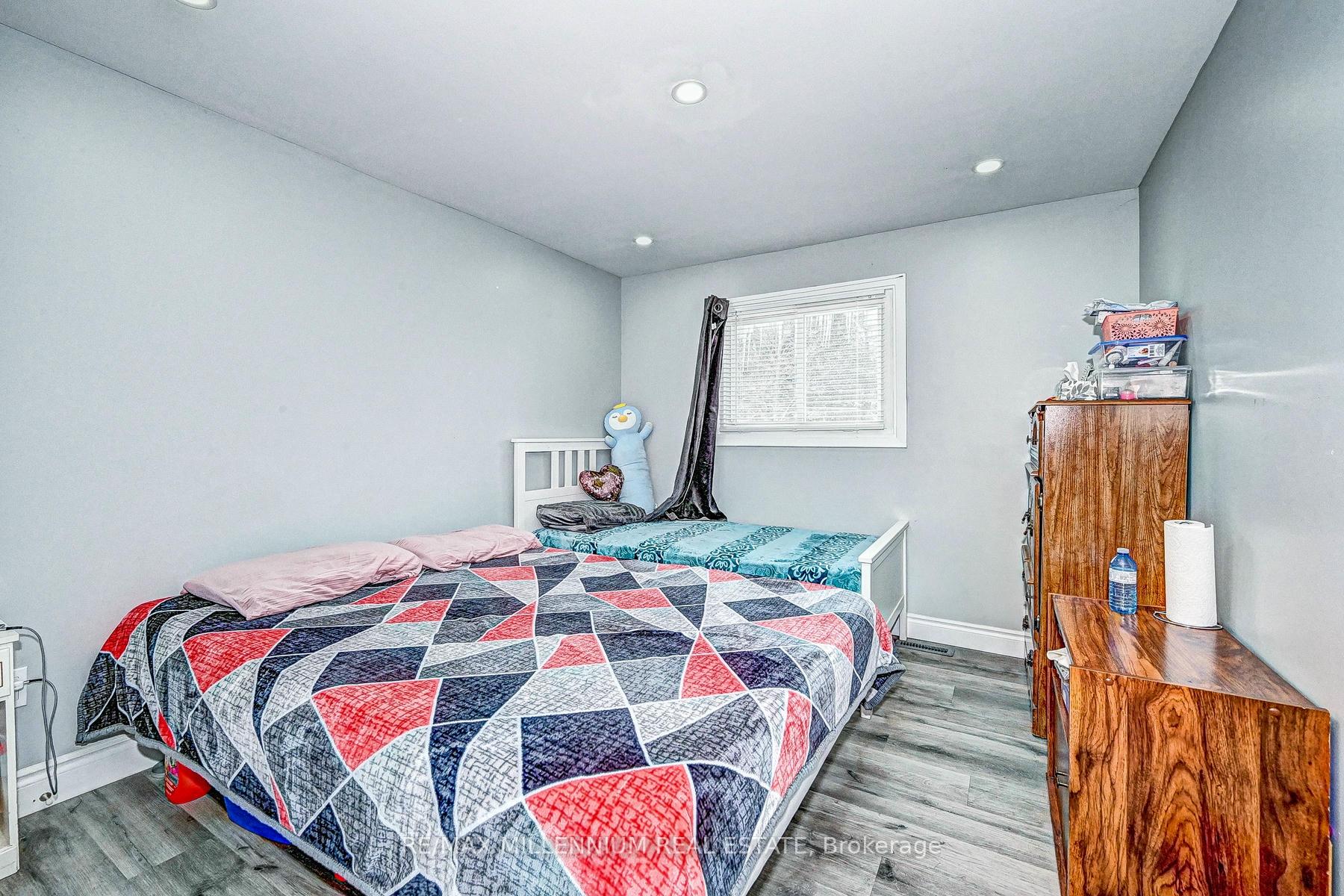 Photo 15 of 144 Markwood Drive, Kitchener — HOMEH