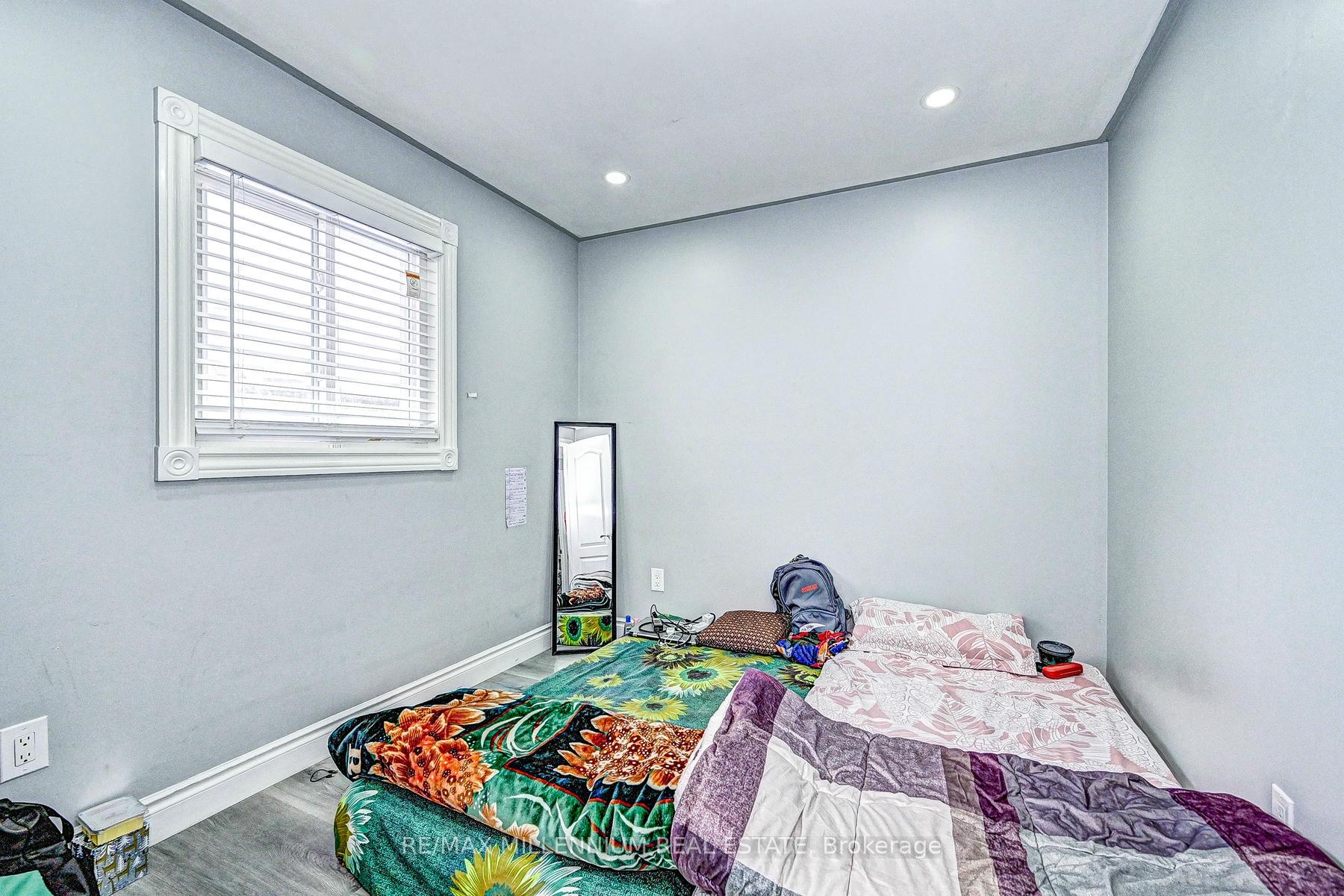 Photo 18 of 144 Markwood Drive, Kitchener — HOMEH