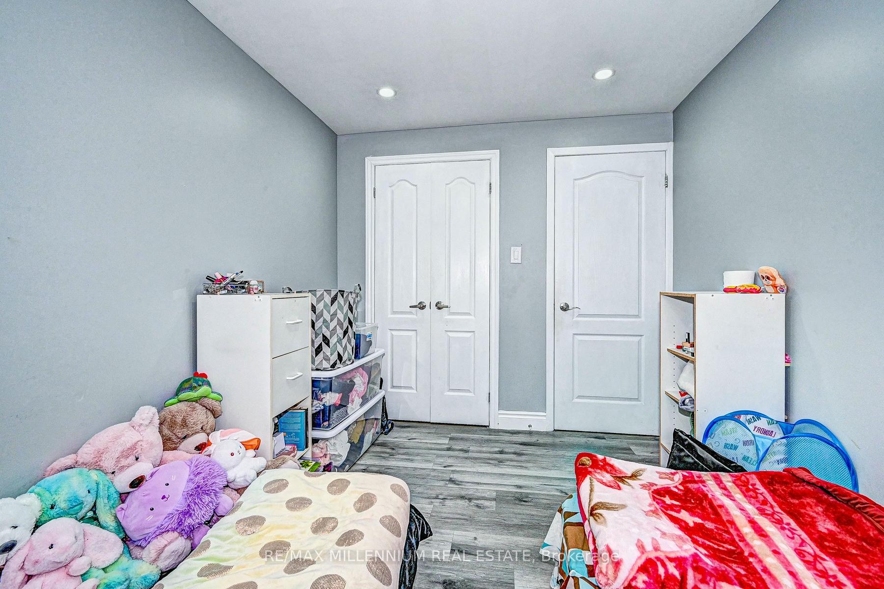 Photo 19 of 144 Markwood Drive, Kitchener — HOMEH