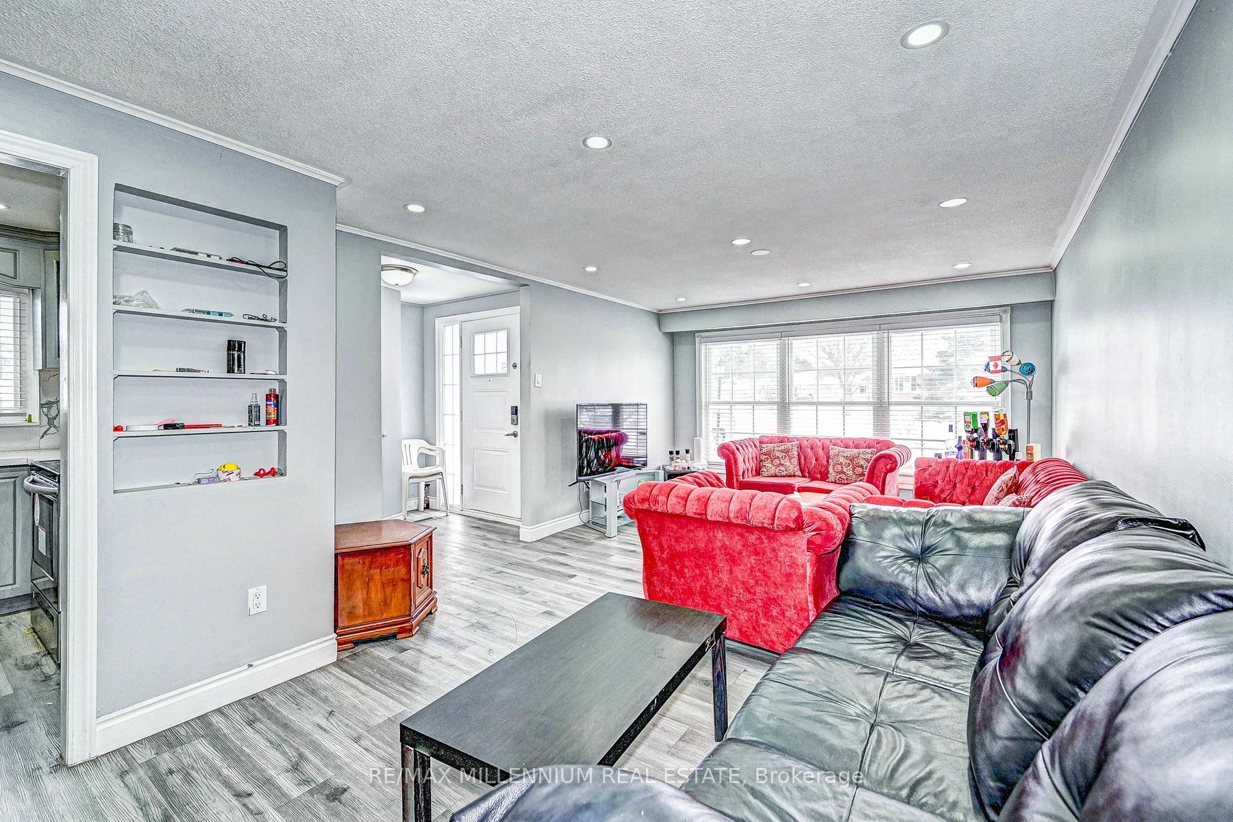 Photo 28 of 144 Markwood Drive, Kitchener — HOMEH