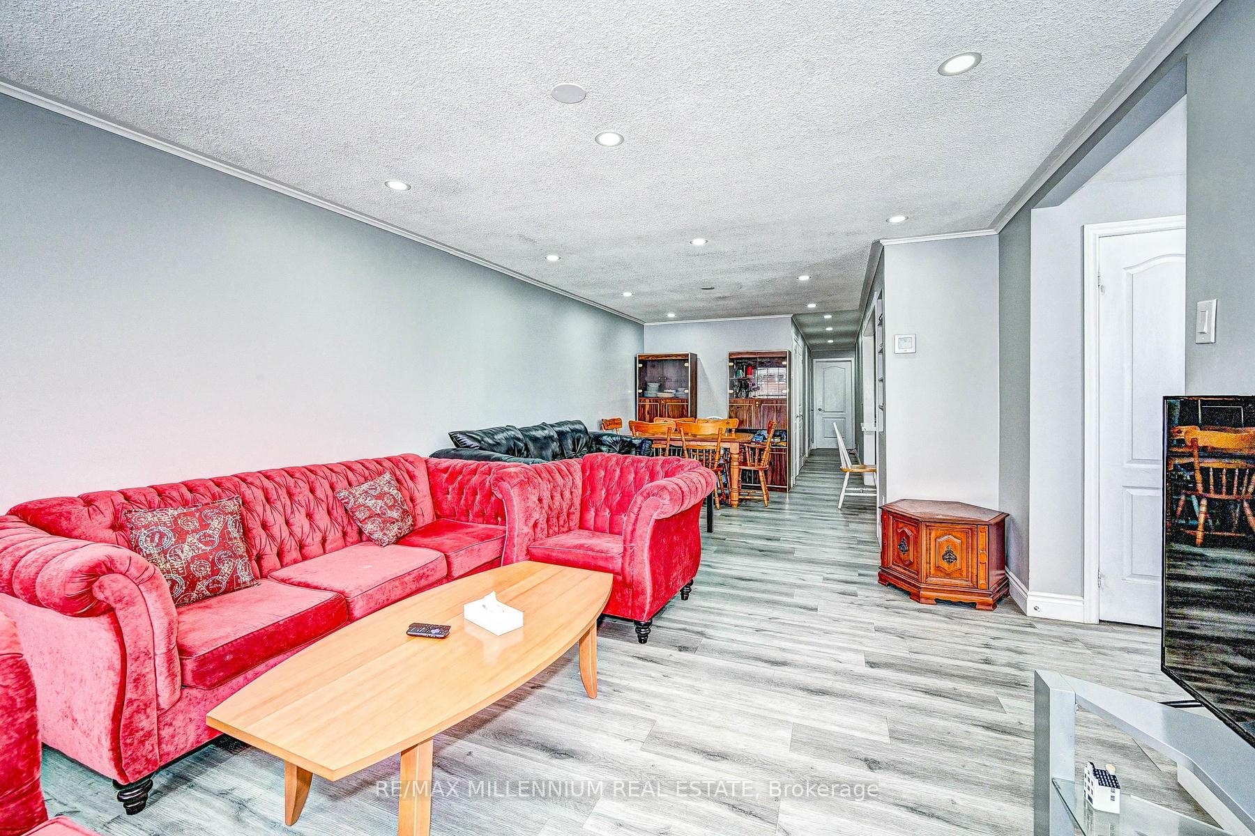 Photo 29 of 144 Markwood Drive, Kitchener — HOMEH