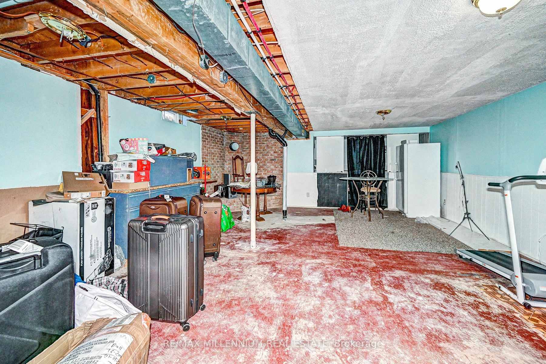 Photo 31 of 144 Markwood Drive, Kitchener — HOMEH