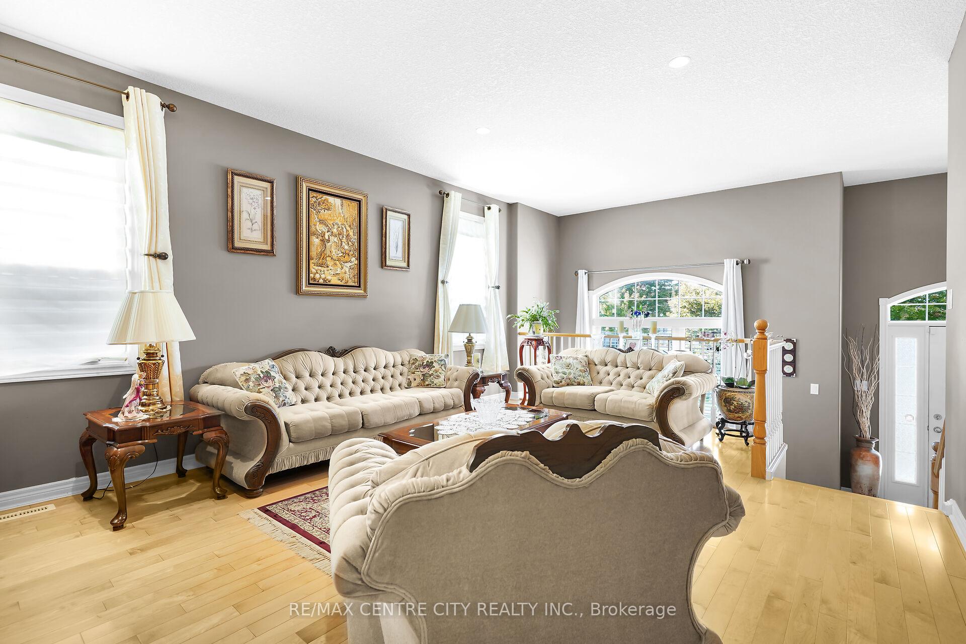 Photo 9 of 9 Willard Crescent, Middlesex Centre, Kilworth — HOMEH
