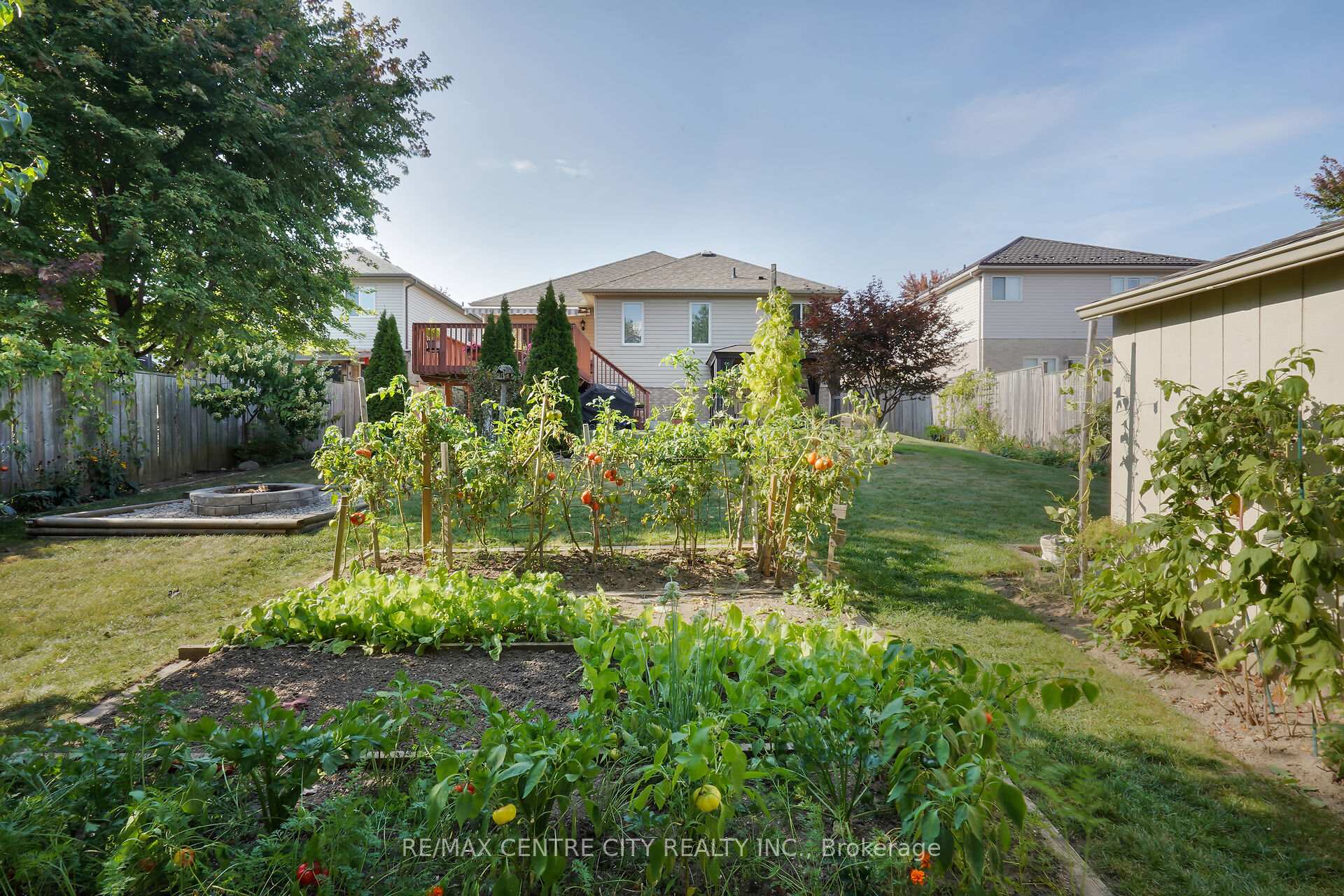 Photo 45 of 9 Willard Crescent, Middlesex Centre, Kilworth — HOMEH