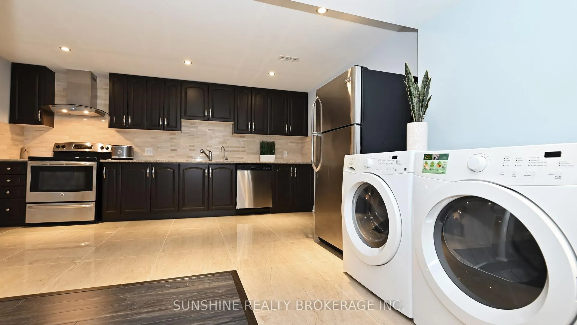 Photo 45 of 211 Monaghan Crescent, Milton, Willmott — HOMEH