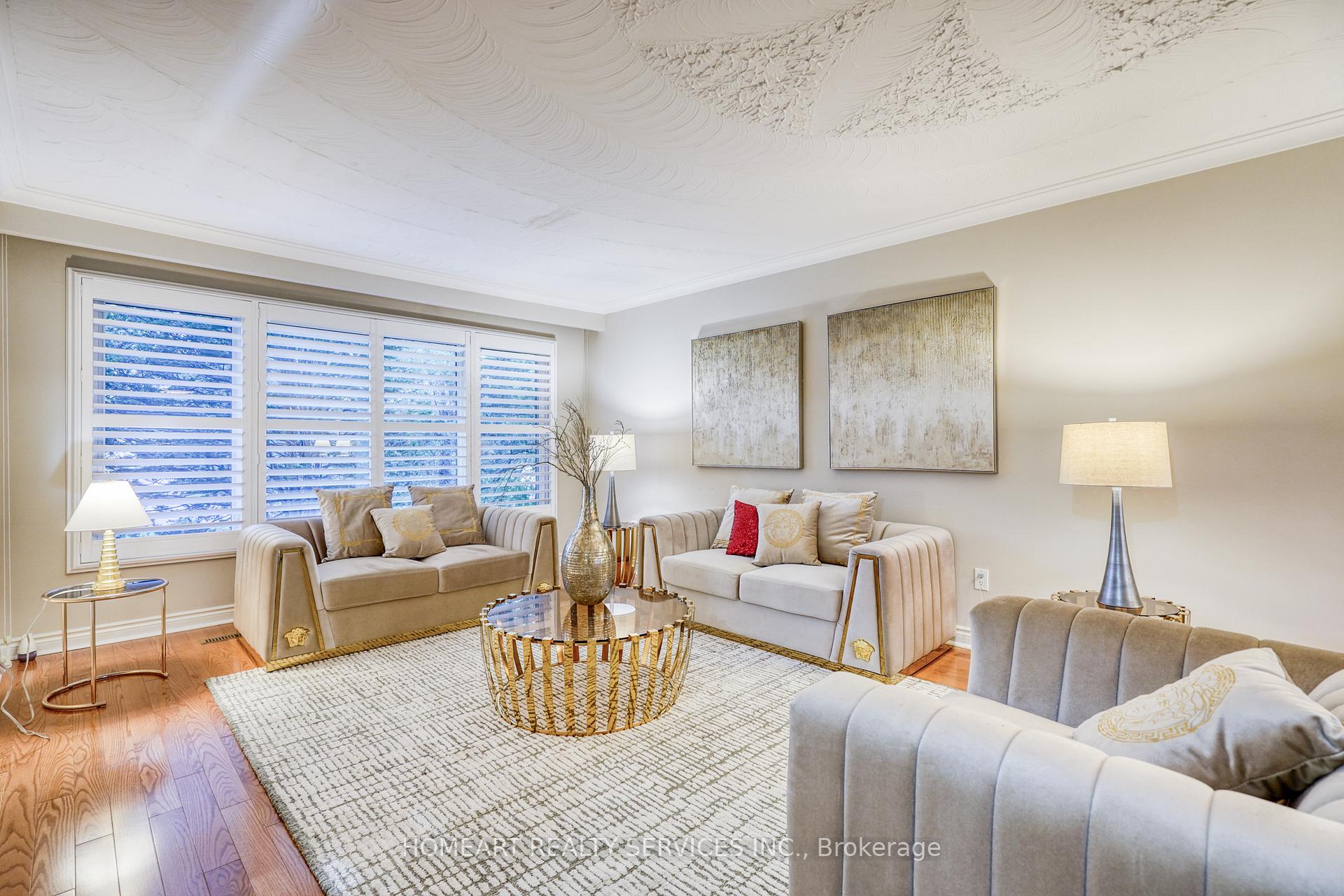 Photo 7 of 36 Johnson Street, Markham, Thornhill — HOMEH