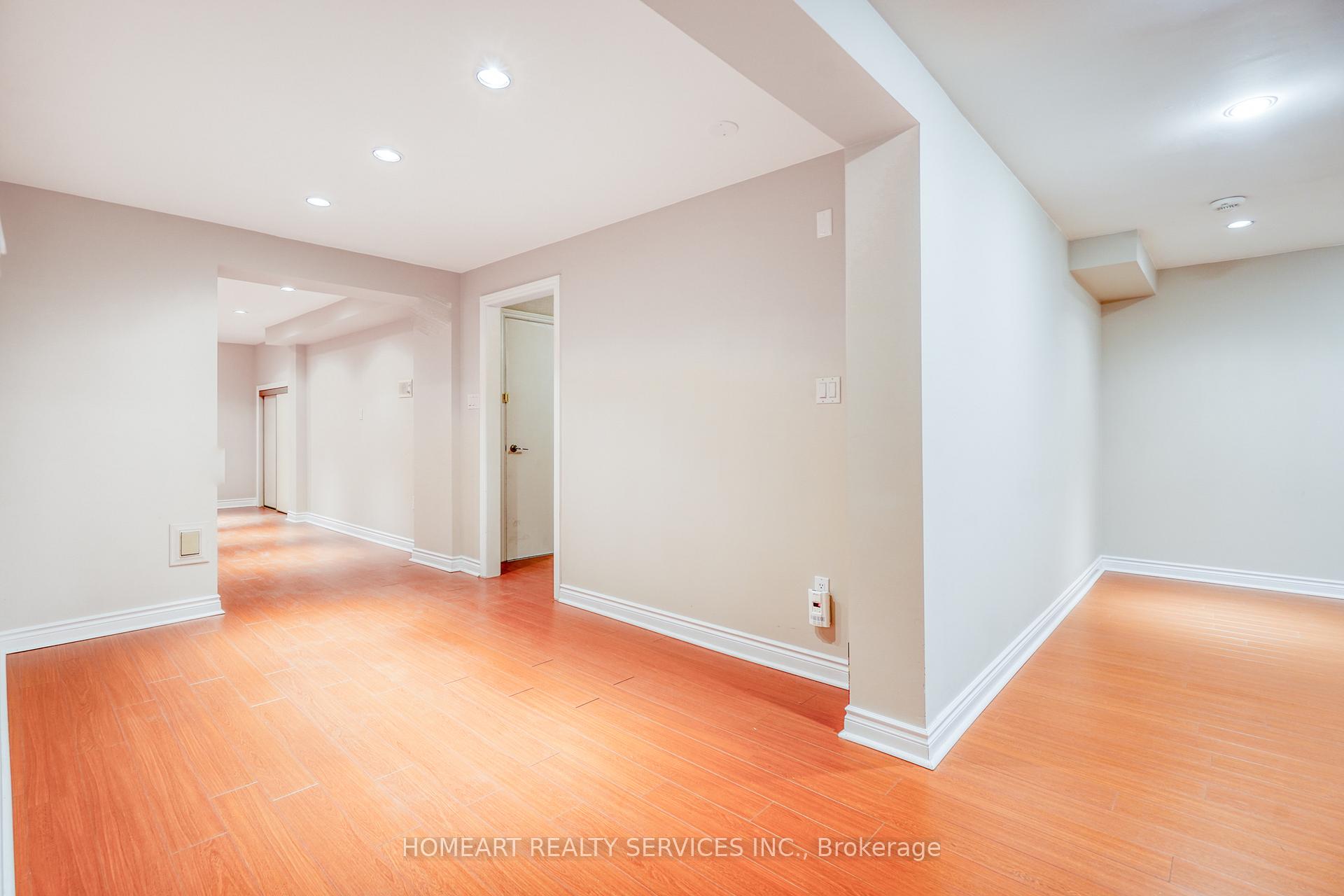 Photo 27 of 36 Johnson Street, Markham, Thornhill — HOMEH