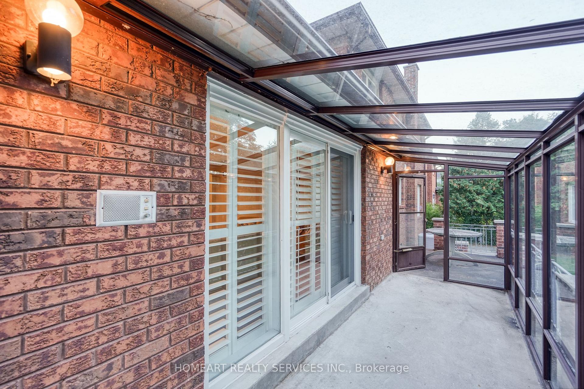Photo 31 of 36 Johnson Street, Markham, Thornhill — HOMEH
