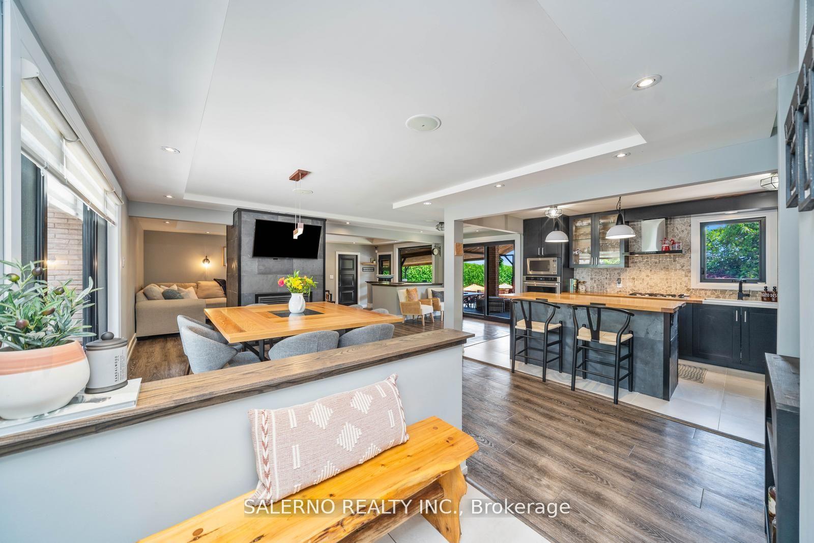Photo 4 of 2171 Gilford Road, Innisfil, Rural Innisfil — HOMEH