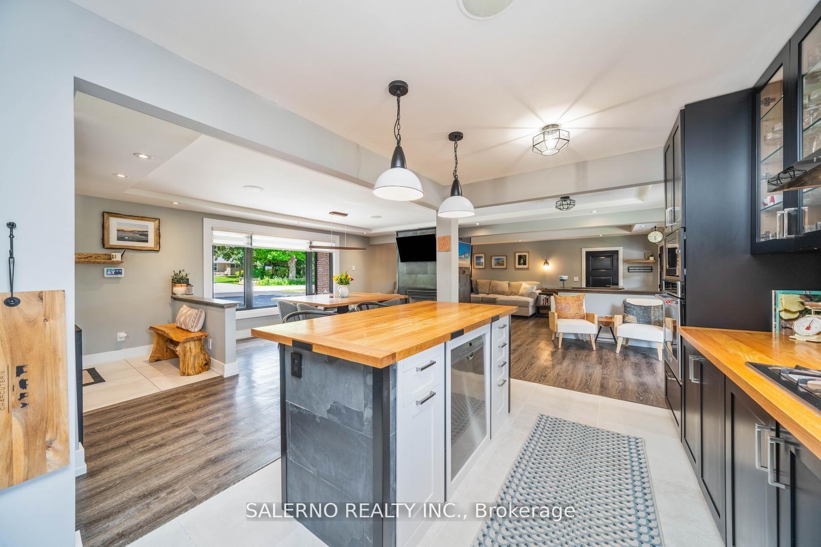 Photo 8 of 2171 Gilford Road, Innisfil, Rural Innisfil — HOMEH