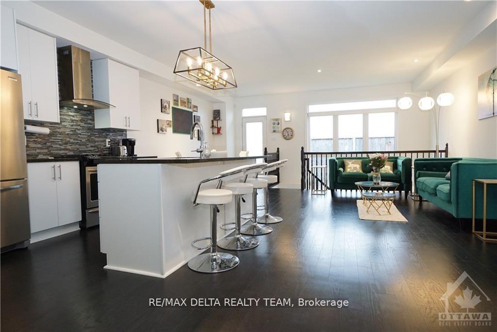 Photo 7 of 555 Rioja Street, Ottawa, Kanata - Emerald Meadows/Trailwest — HOMEH