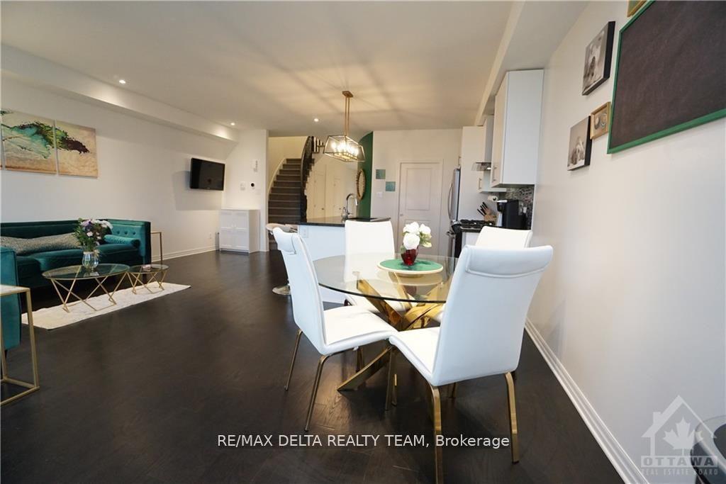 Photo 10 of 555 Rioja Street, Ottawa, Kanata - Emerald Meadows/Trailwest — HOMEH