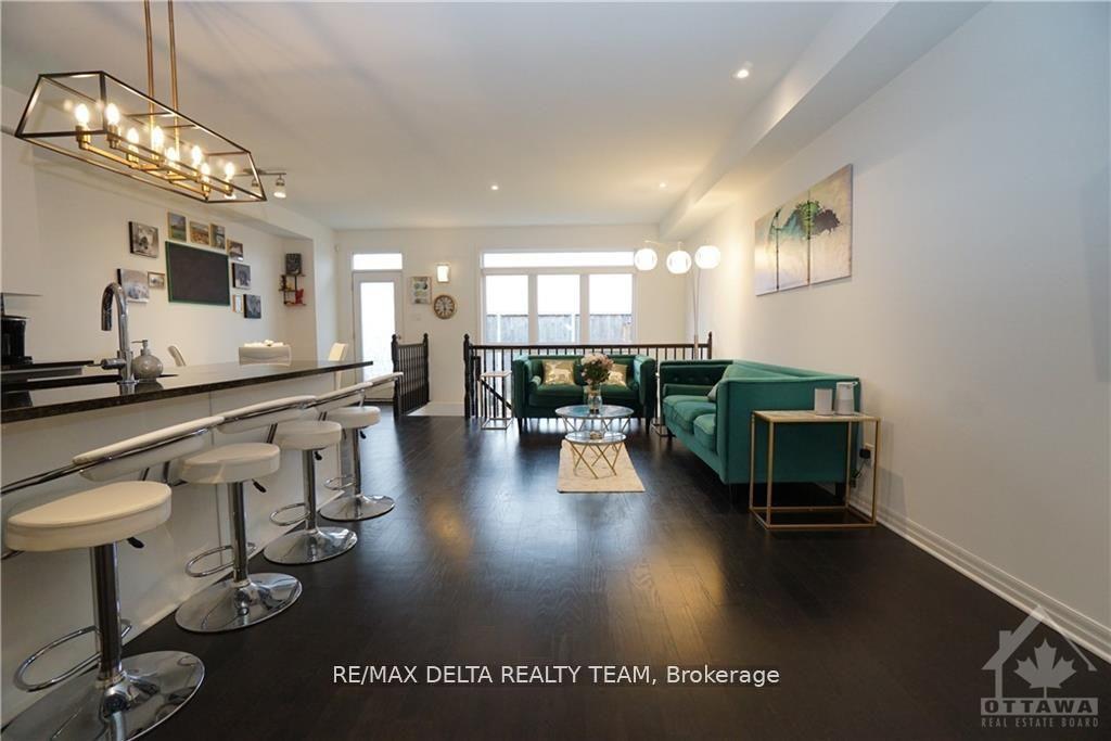 Photo 14 of 555 Rioja Street, Ottawa, Kanata - Emerald Meadows/Trailwest — HOMEH