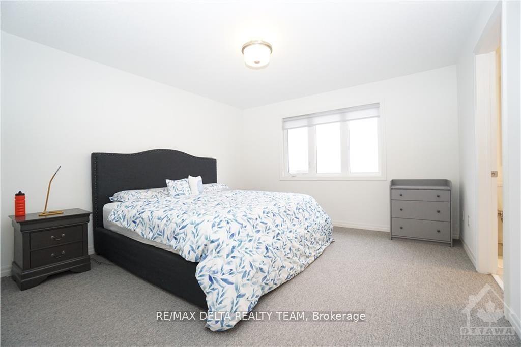 Photo 18 of 555 Rioja Street, Ottawa, Kanata - Emerald Meadows/Trailwest — HOMEH