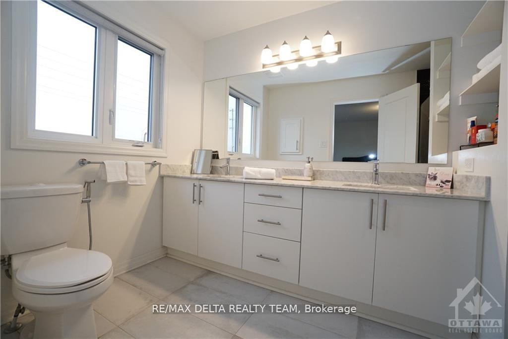 Photo 19 of 555 Rioja Street, Ottawa, Kanata - Emerald Meadows/Trailwest — HOMEH