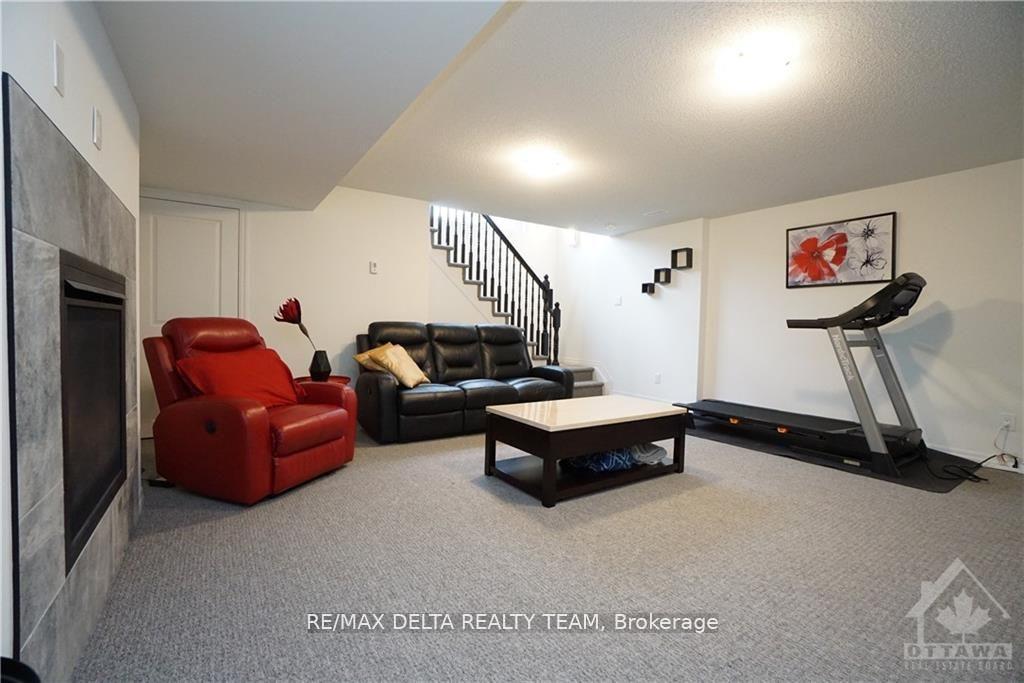Photo 27 of 555 Rioja Street, Ottawa, Kanata - Emerald Meadows/Trailwest — HOMEH
