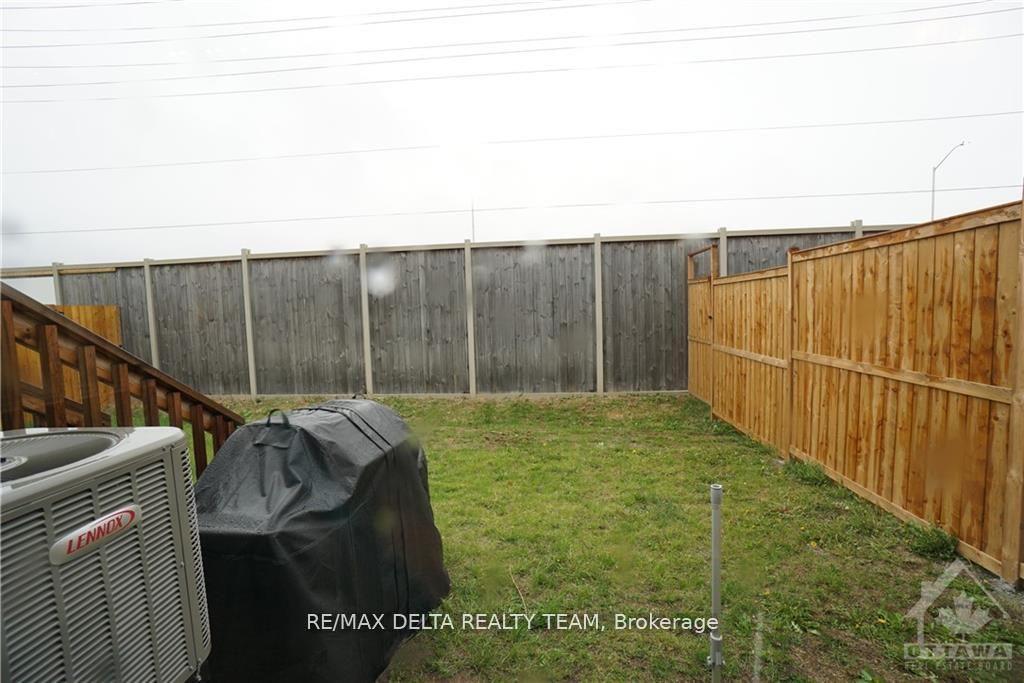 Photo 29 of 555 Rioja Street, Ottawa, Kanata - Emerald Meadows/Trailwest — HOMEH