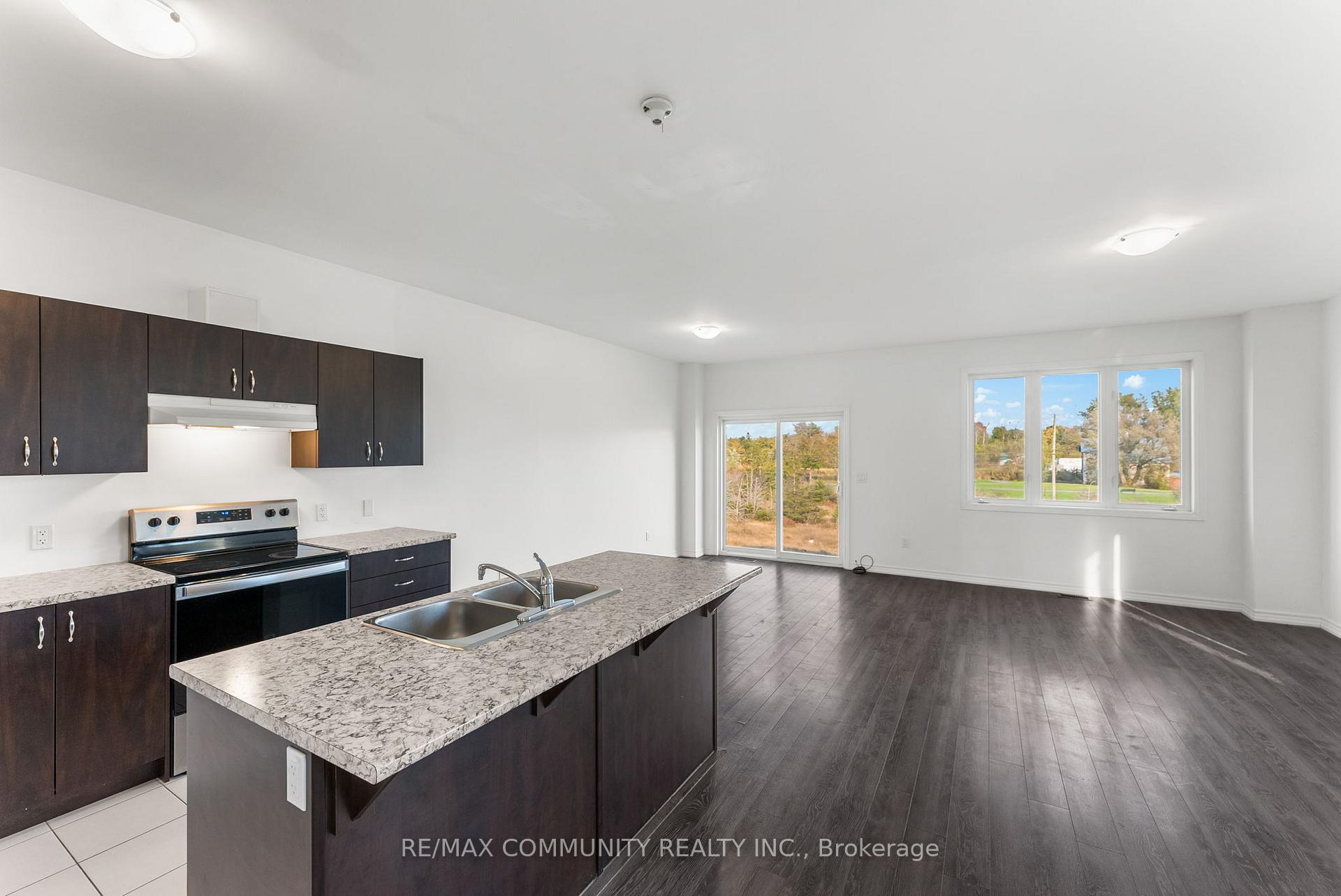 Photo 9 of 106 Brennan Crescent, Loyalist, Odessa — HOMEH