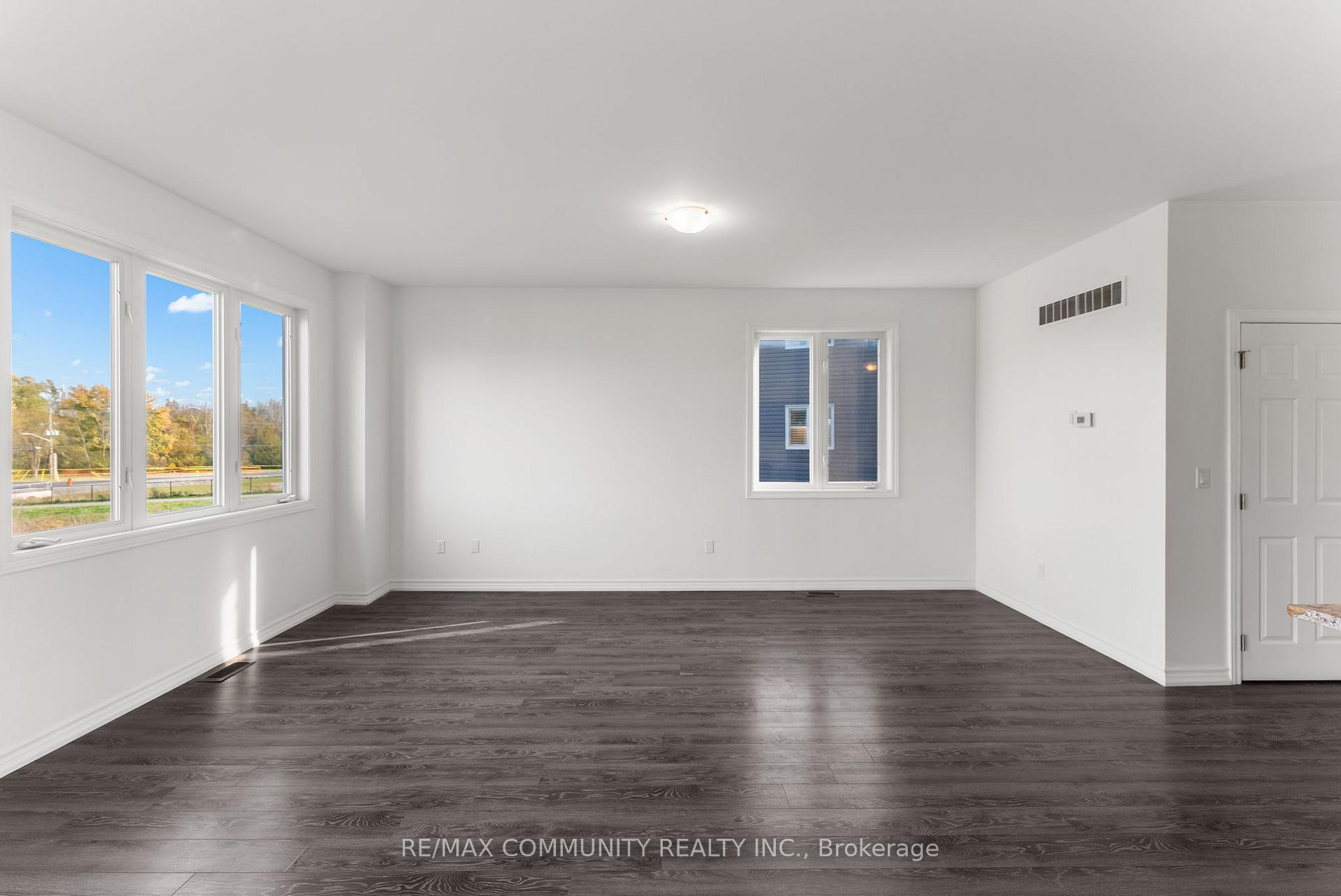 Photo 11 of 106 Brennan Crescent, Loyalist, Odessa — HOMEH
