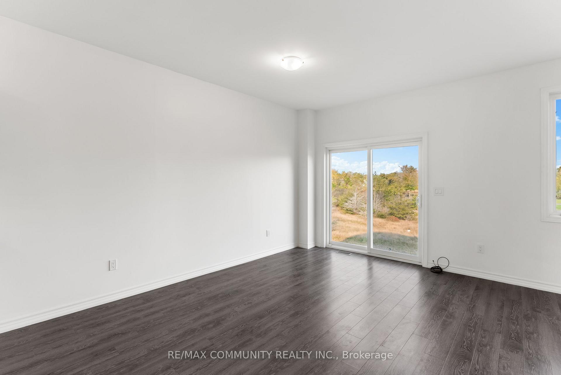 Photo 13 of 106 Brennan Crescent, Loyalist, Odessa — HOMEH