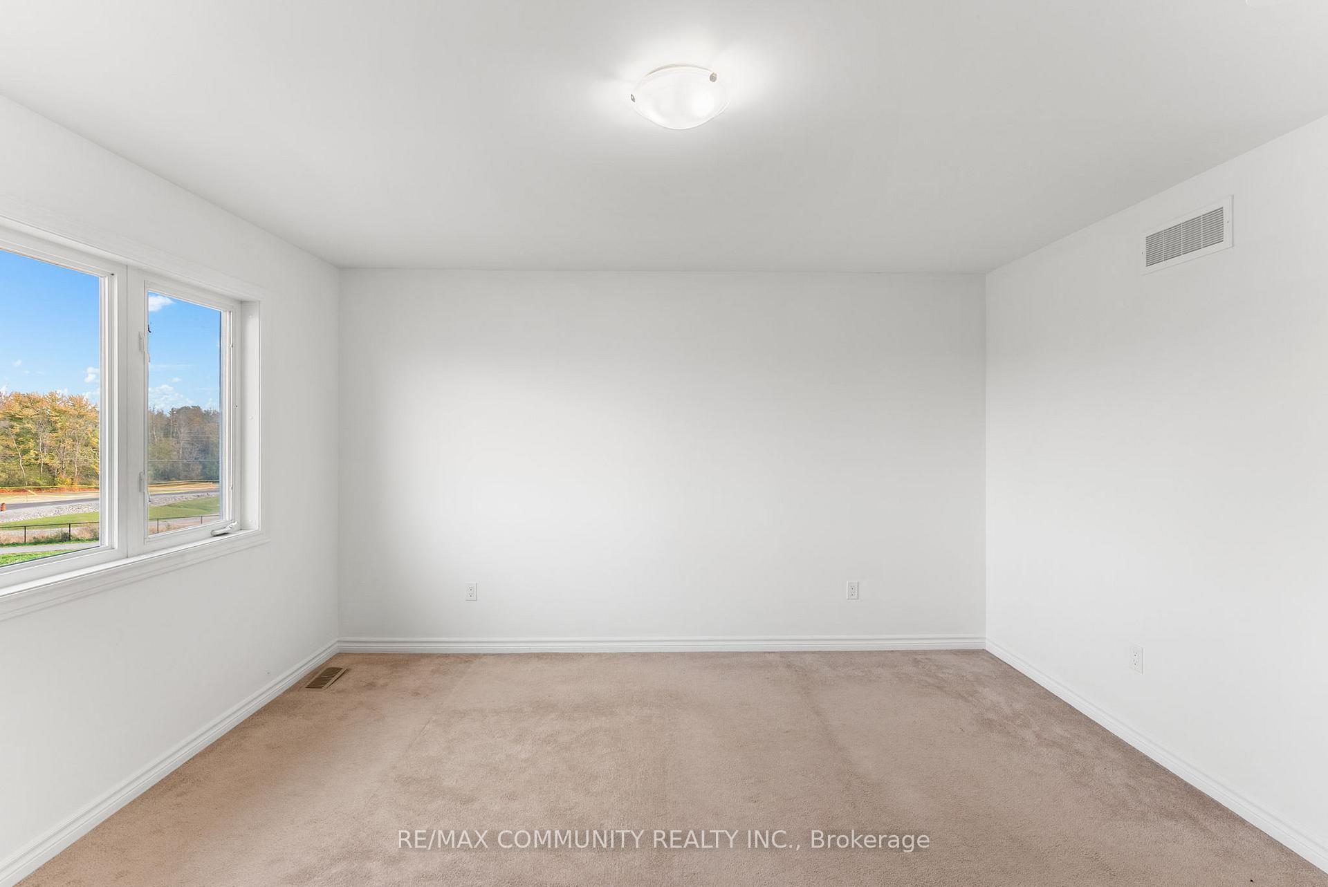 Photo 21 of 106 Brennan Crescent, Loyalist, Odessa — HOMEH