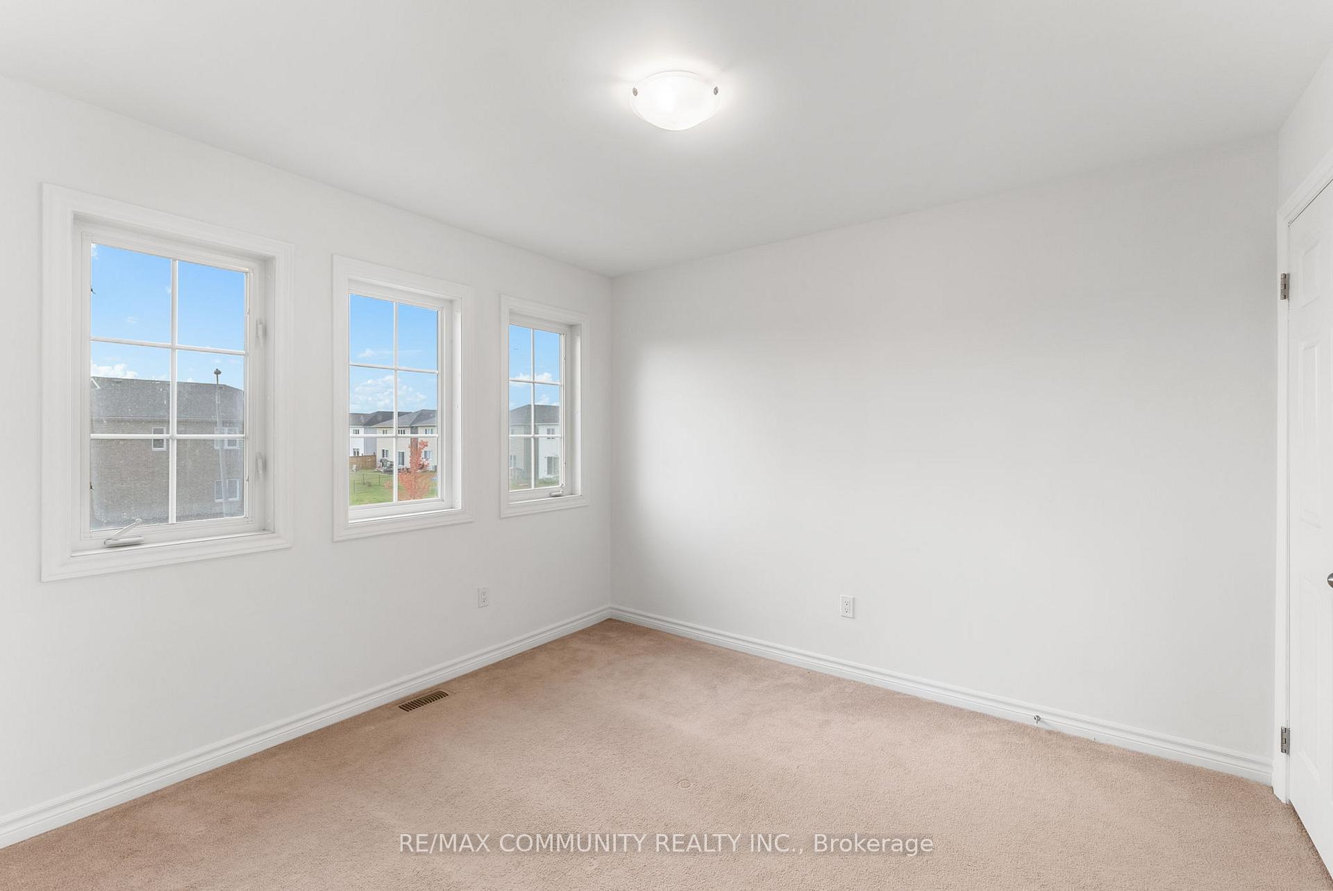 Photo 25 of 106 Brennan Crescent, Loyalist, Odessa — HOMEH