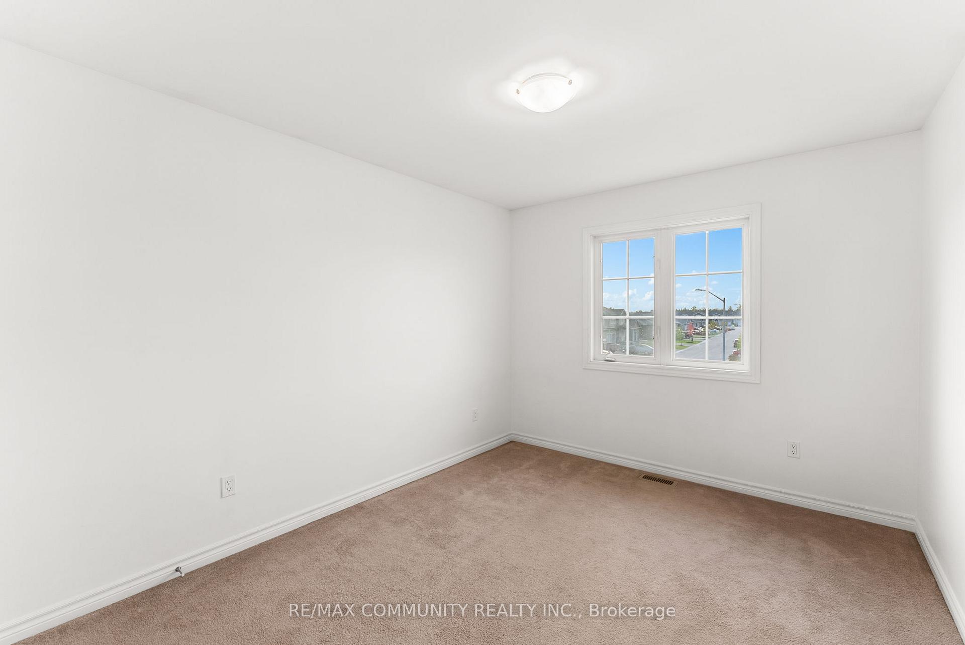 Photo 27 of 106 Brennan Crescent, Loyalist, Odessa — HOMEH