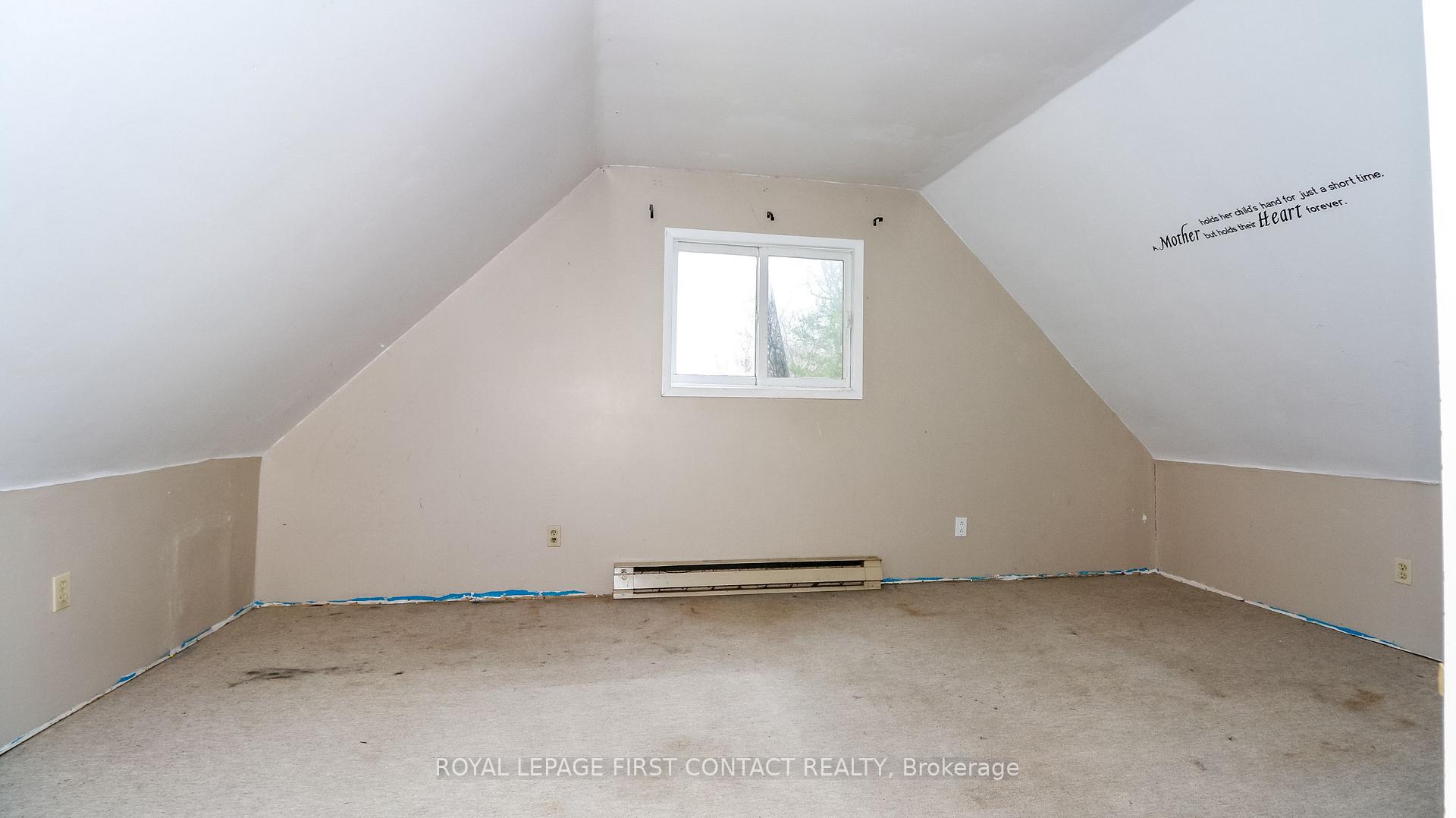 Photo 19 of 947 Gilmore Avenue, Innisfil, Lefroy — HOMEH
