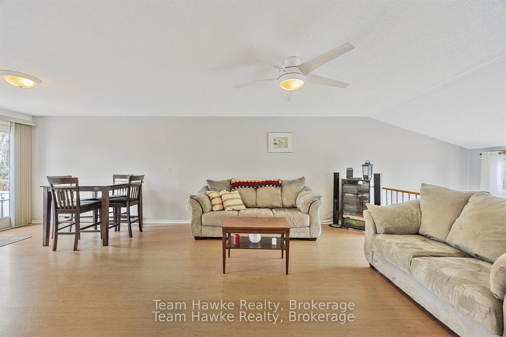 Photo 12 of 707 Algonquin Drive, Midland — HOMEH
