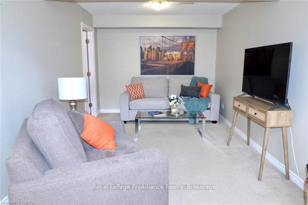 Photo 4 of 74 Mckeown Crescent, Loyalist, Amherstview — HOMEH