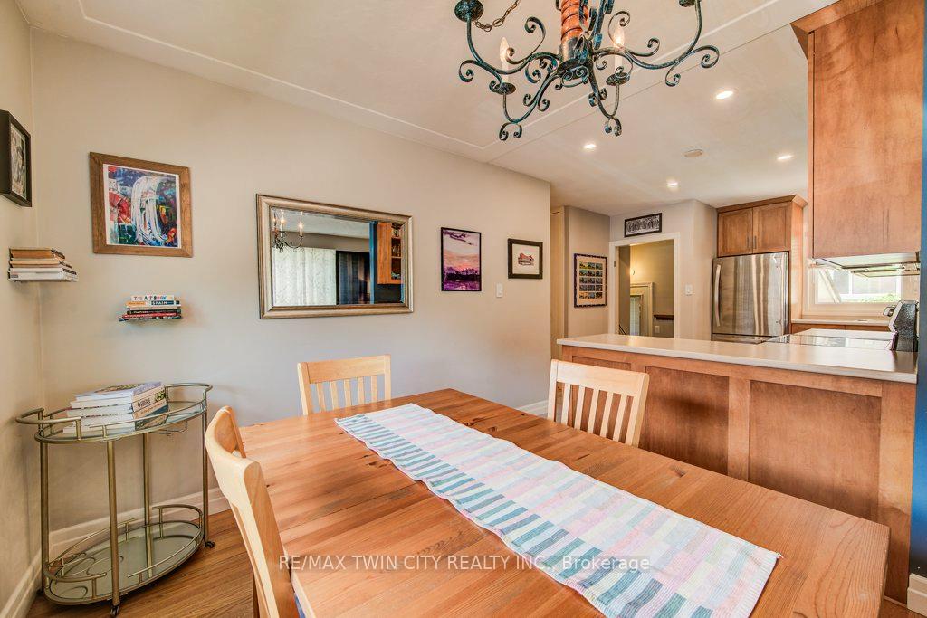Photo 13 of 21 Ruskview Road, Kitchener — HOMEH