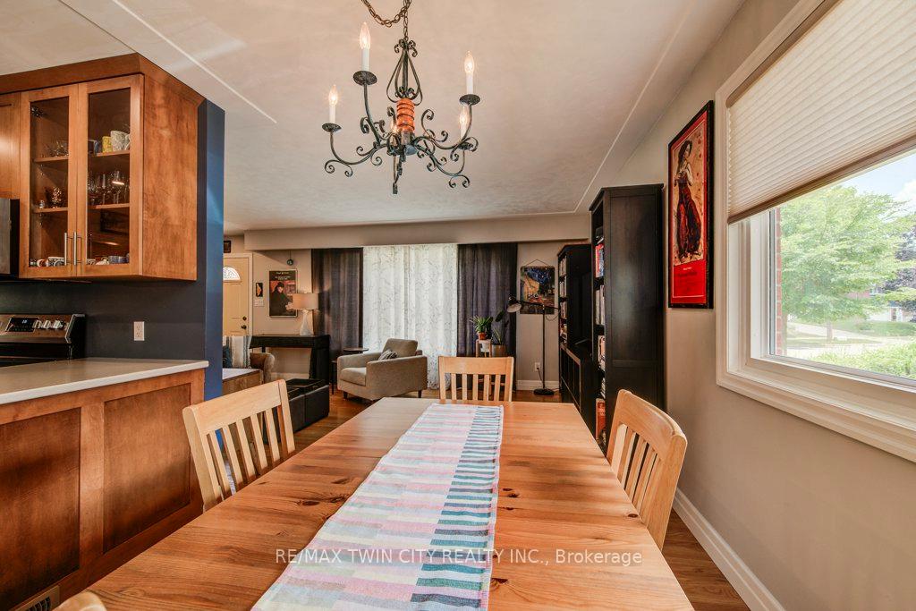 Photo 14 of 21 Ruskview Road, Kitchener — HOMEH