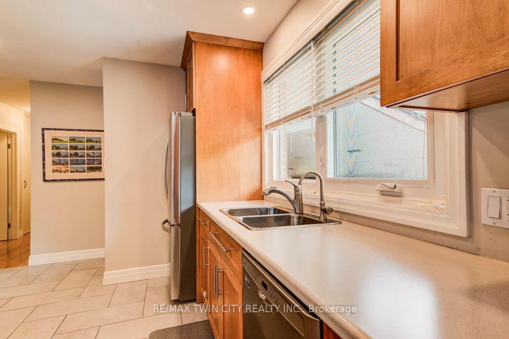 Photo 21 of 21 Ruskview Road, Kitchener — HOMEH