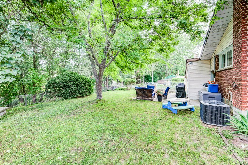 Photo 40 of 21 Ruskview Road, Kitchener — HOMEH