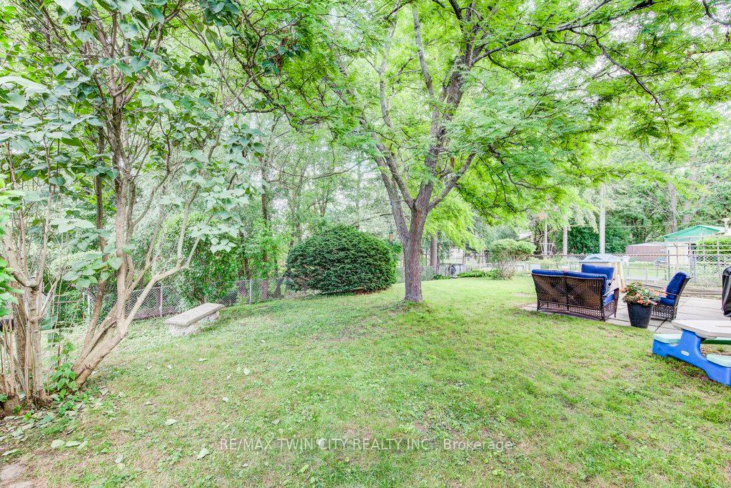 Photo 41 of 21 Ruskview Road, Kitchener — HOMEH